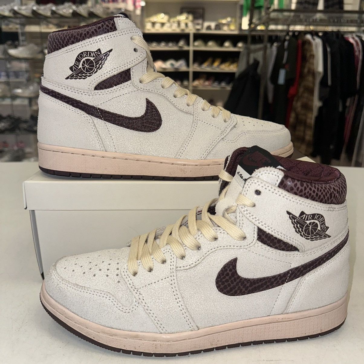 A Ma Maniere × Nike Size 9.5 - Jordan 1 OG x A Ma Maniere High Airness Size US 9.5 / EU 42-43 - 1 Thumbnail