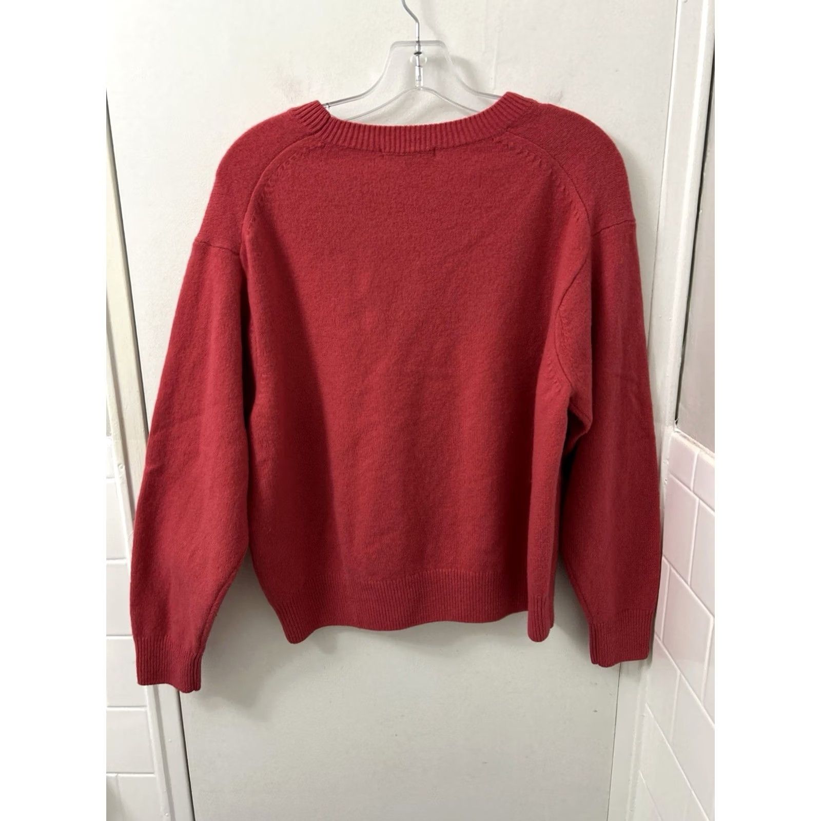 Uniqlo Uniqlo Sweater Womens Size XL Red 100% Wool Knit Pullover Long Sleeve Crew Neck Ribbed Pullover Casual Womens XL Red Wool Knit Pullover Size XL / US 12-14 / IT 48-50 - 6 Thumbnail