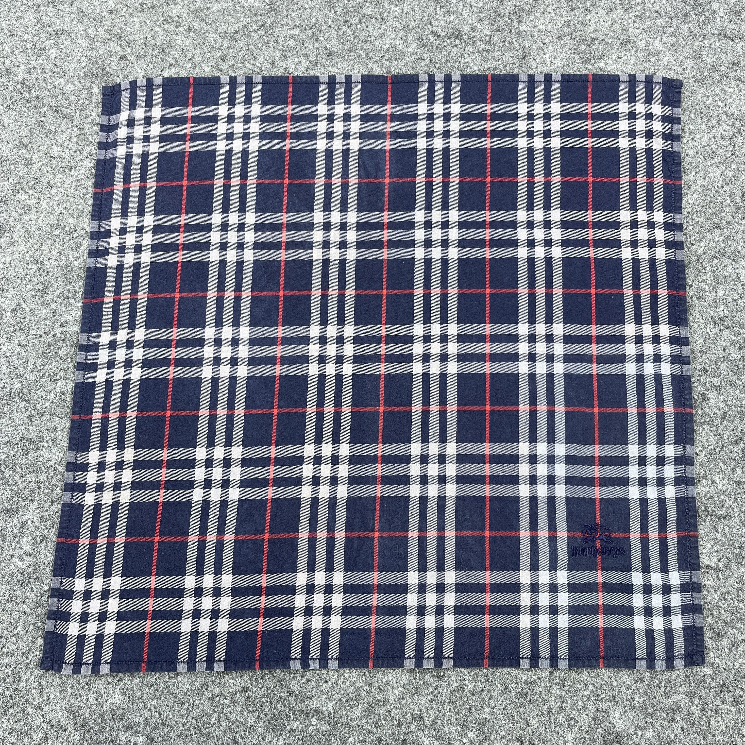 Burberry Burberry Handkerchief / Bandana / Neckerchief B962 Size ONE SIZE - 2 Thumbnail