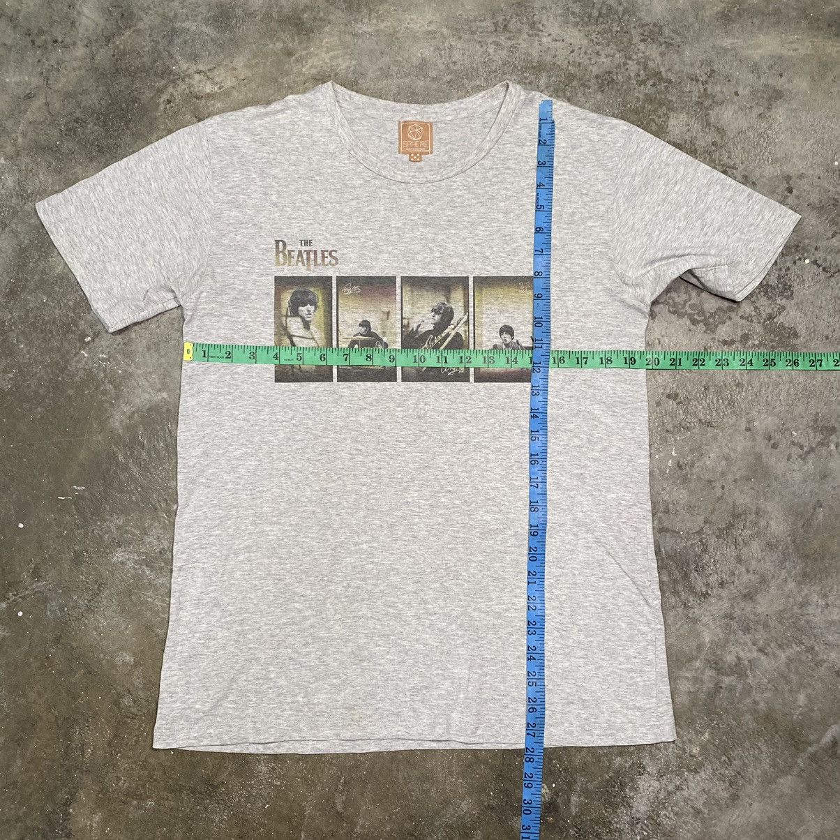 Band Tees The Beatles Full Lineup Photo Tee Size US M / EU 48-50 / 2 - 8 Thumbnail