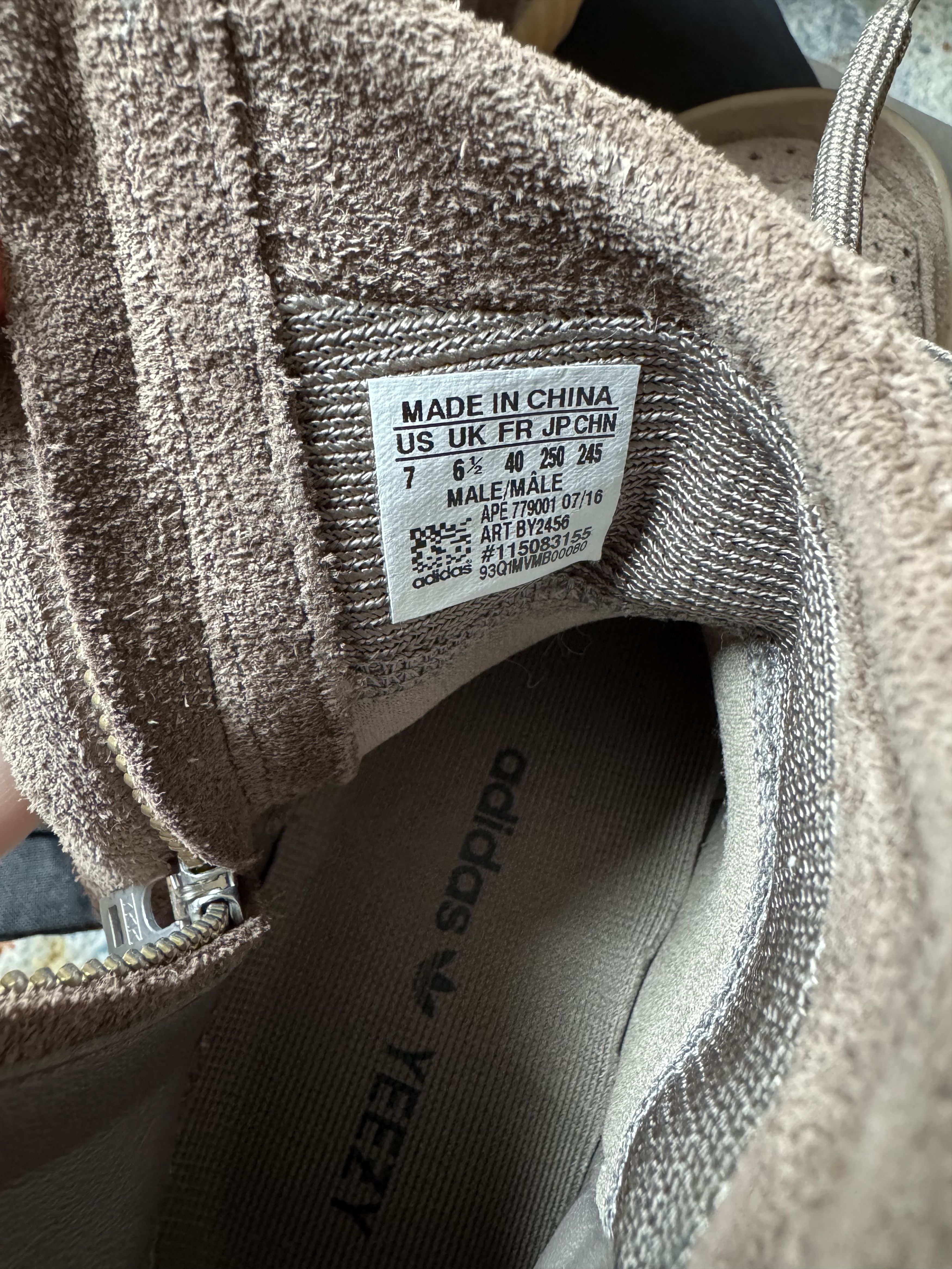 Yeezy adidas Yeezy Boost 750 Chocolate Size US 7 / EU 40 - 7 Thumbnail