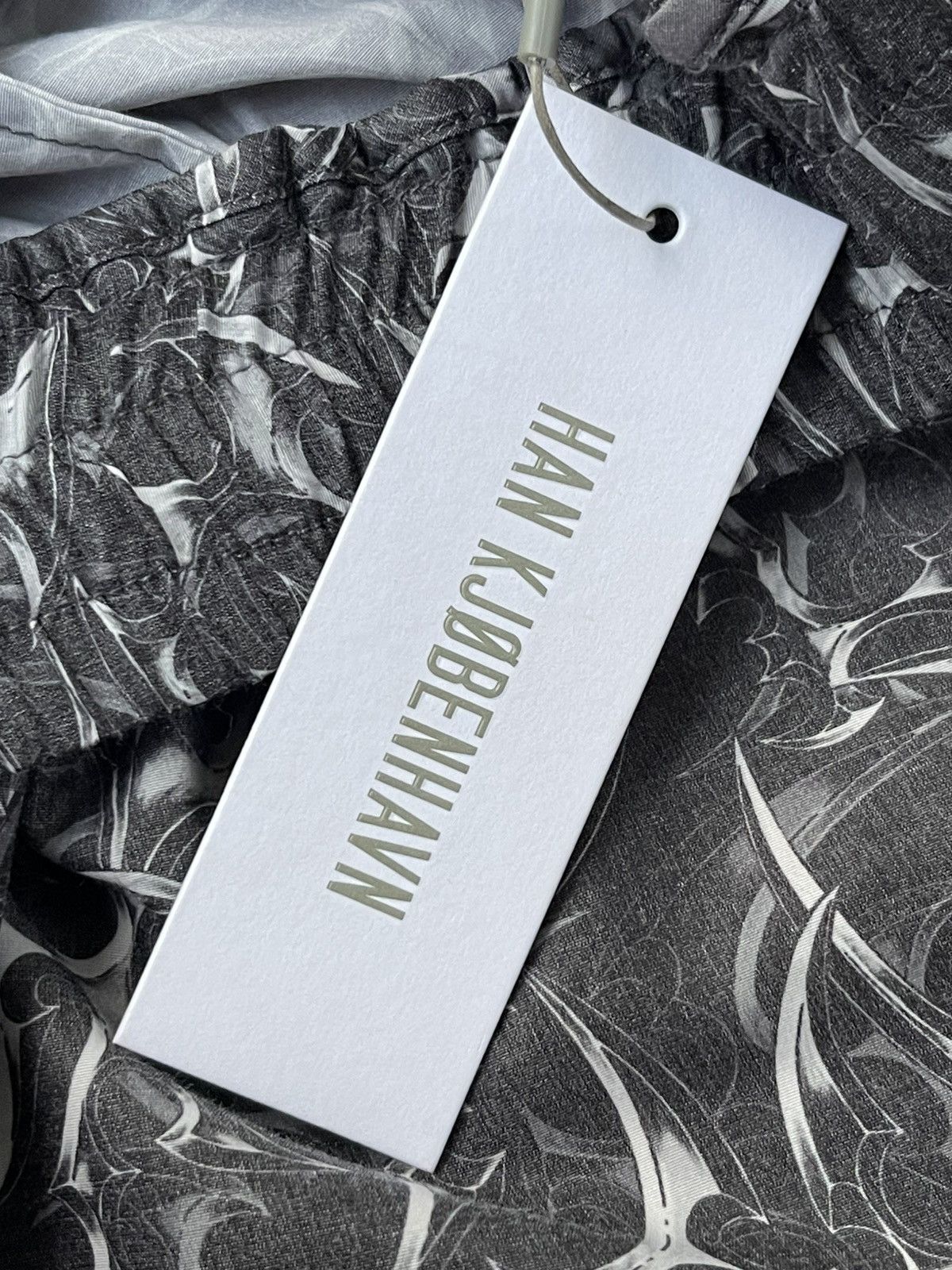 Han Kjobenhavn !DS! FW22 Han Kjobenhavn Chrome Tribal Printed Track Shorts Size US 32 / EU 48 - 18 Thumbnail