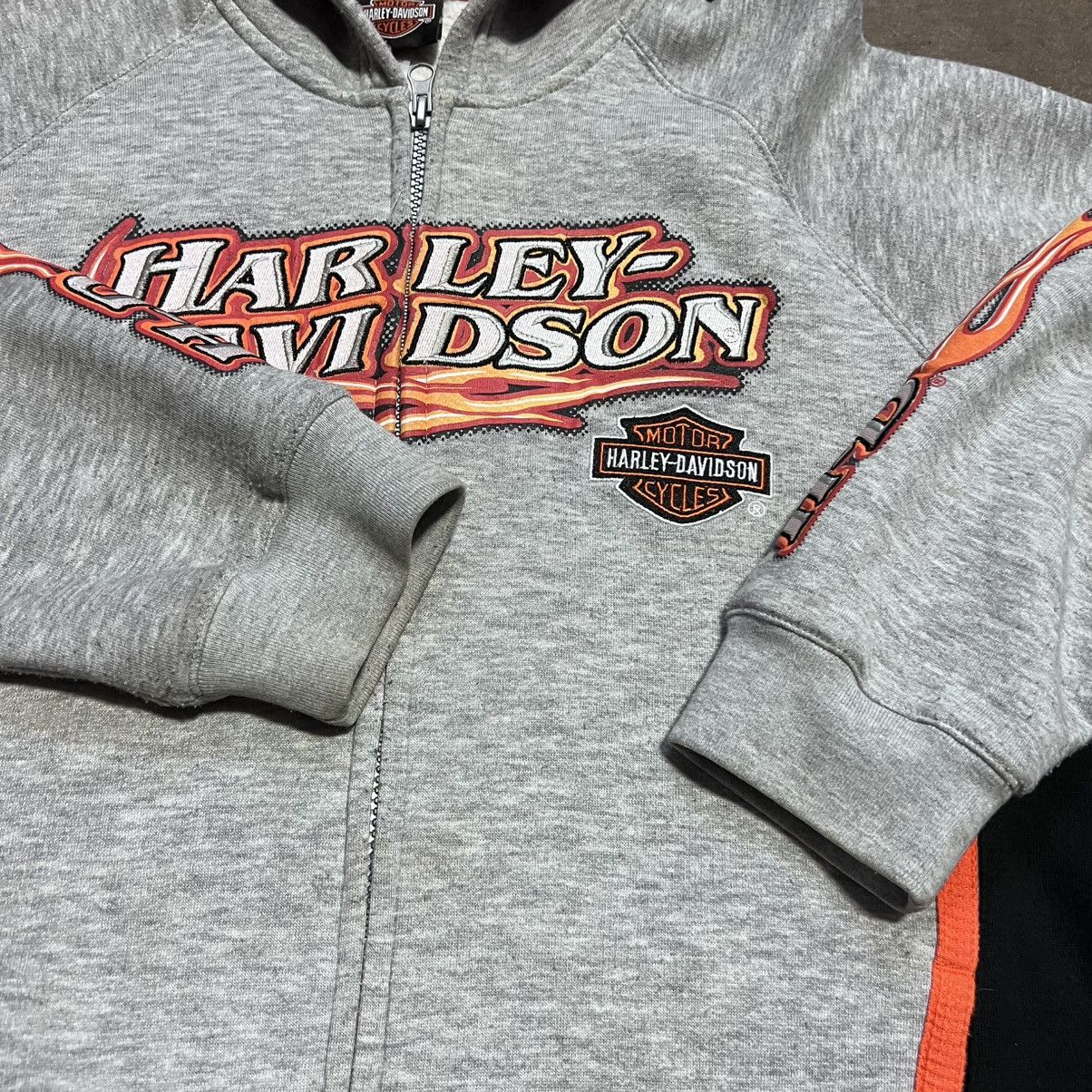 Harley Davidson Vintage Harley Davidson Flame Sleeve Zip Up Hoodie Y2K Biker Size US S / EU 44-46 / 1 - 10 Thumbnail