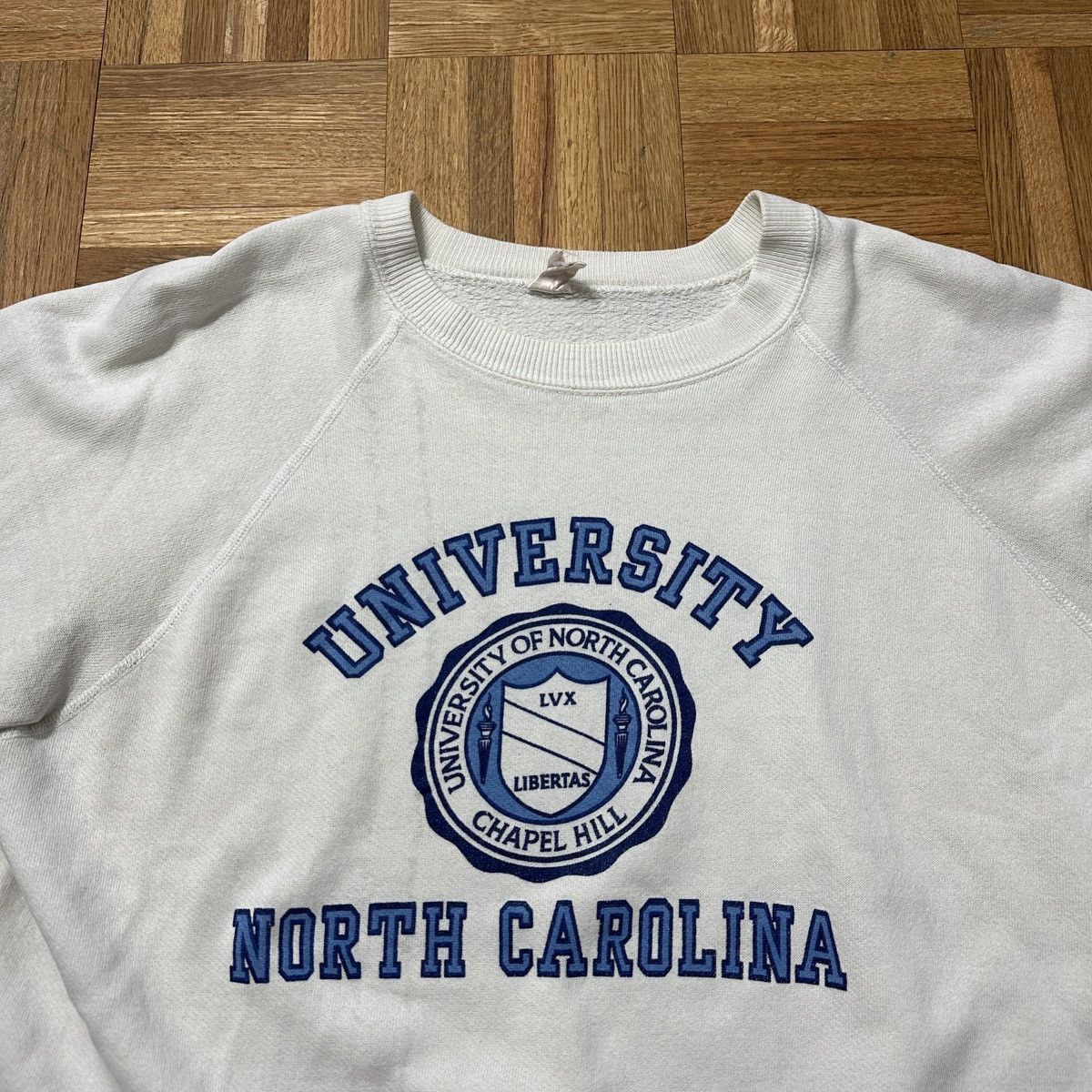 Velva Sheen Vintage University of North Carolina sweatsirt Size US XL / EU 56 / 4 - 3 Thumbnail