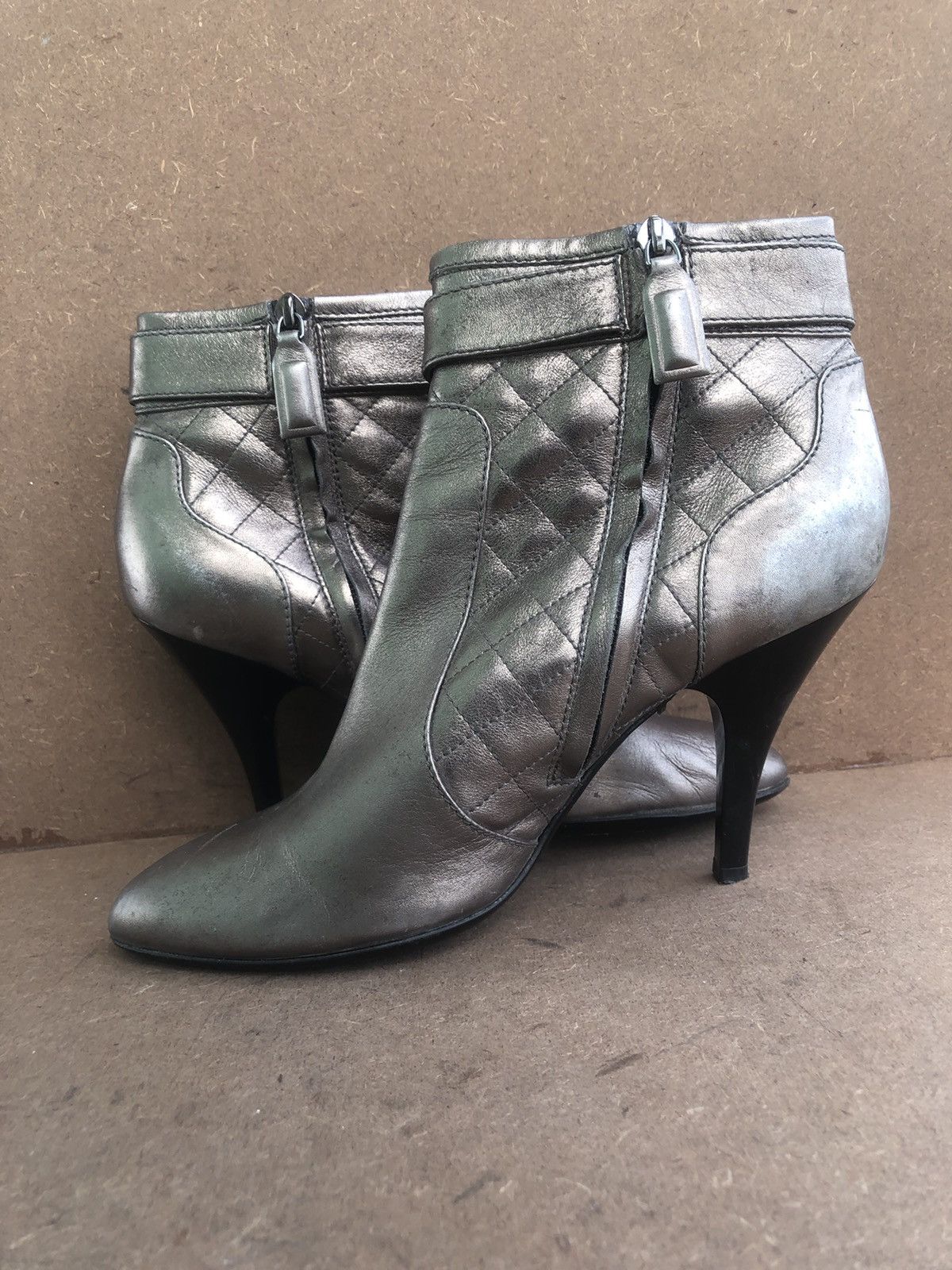Burberry Rurberry Grey Leather Women’s Boots Size 40 Size US 10 / IT 40 - 6 Thumbnail