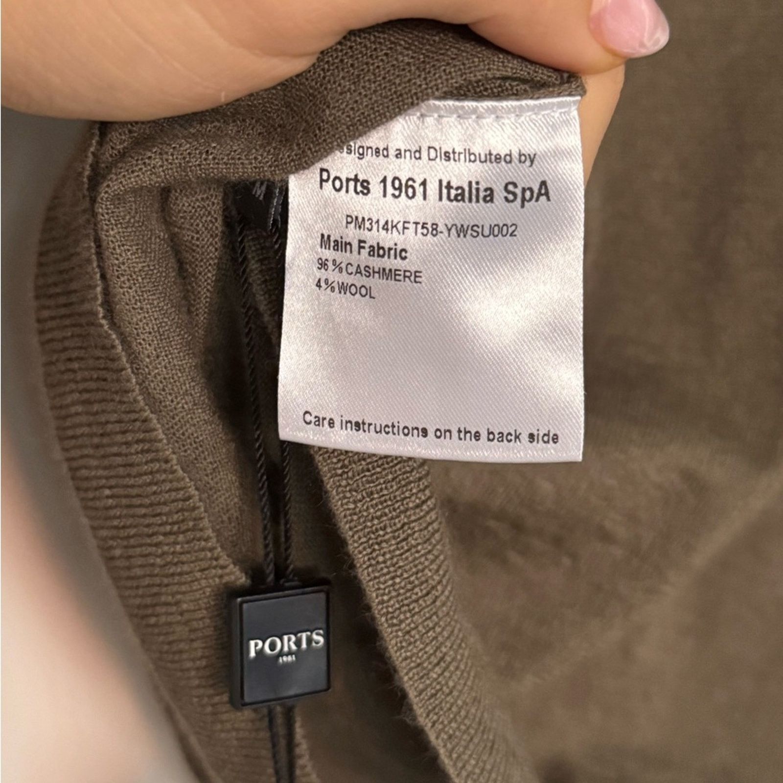 Ports 1961 Ports 1961 Men’s Light Brown Cashmere Turtle Neck NWT Size M / US 6-8 / IT 42-44 - 5 Thumbnail