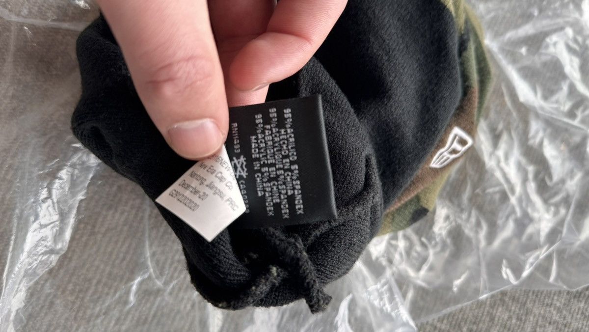 Supreme × Swarovski Supreme New Era Swarovski S Logo Beanie Woodland Camo Size ONE SIZE - 5 Thumbnail