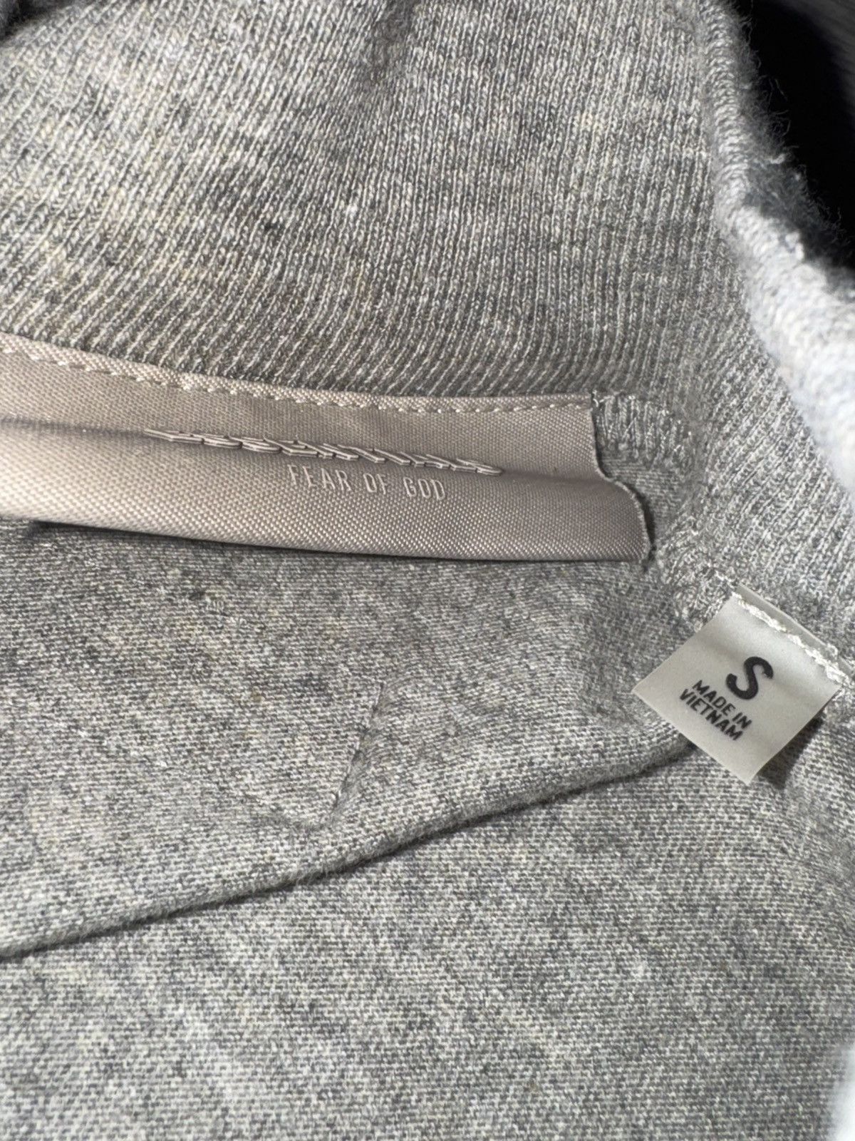 Essentials × Fear of God S Essentials oatmeal long sleep tee Size US S / EU 44-46 / 1 - 4 Thumbnail