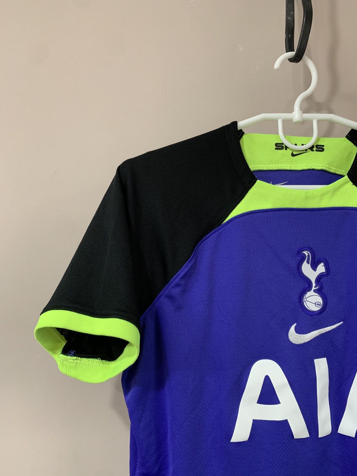 Nike Womens Tottenham Hotspur Away Football Shirt Nike Soccer M Size M / US 6-8 / IT 42-44 - 3 Thumbnail