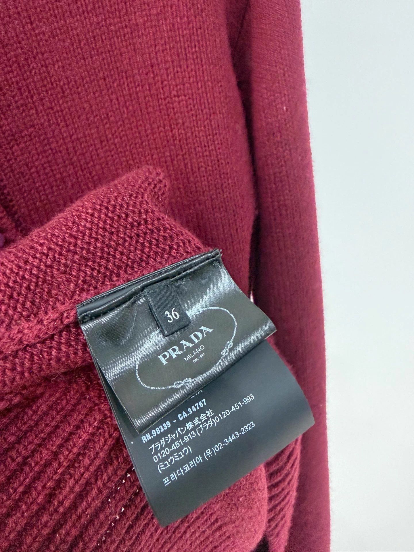 Prada Prada 26SS Burgundy 100% Cashmere Cardigan 36 New Size XS / US 0-2 / IT 36-38 - 3 Thumbnail