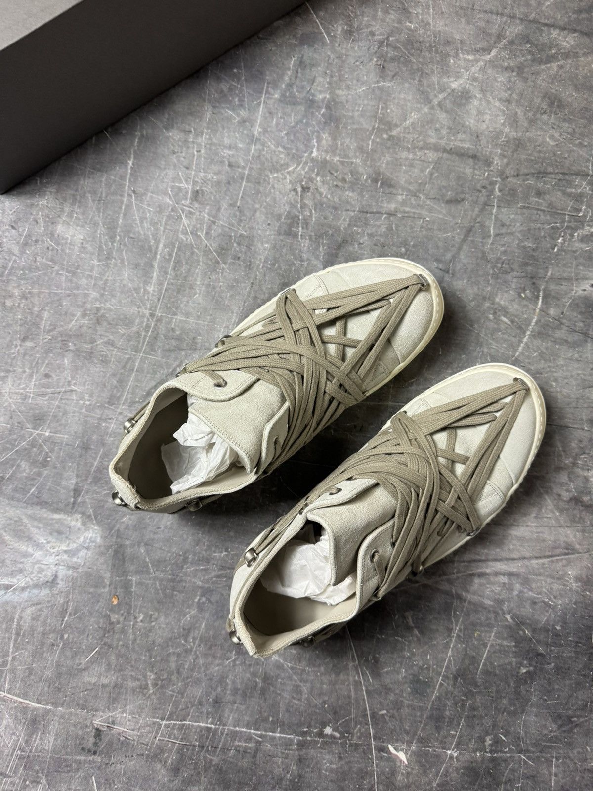 Rick Owens RICK OWENS MEGALACE LOW SNEAKS Size US 13 / EU 46 - 4 Thumbnail