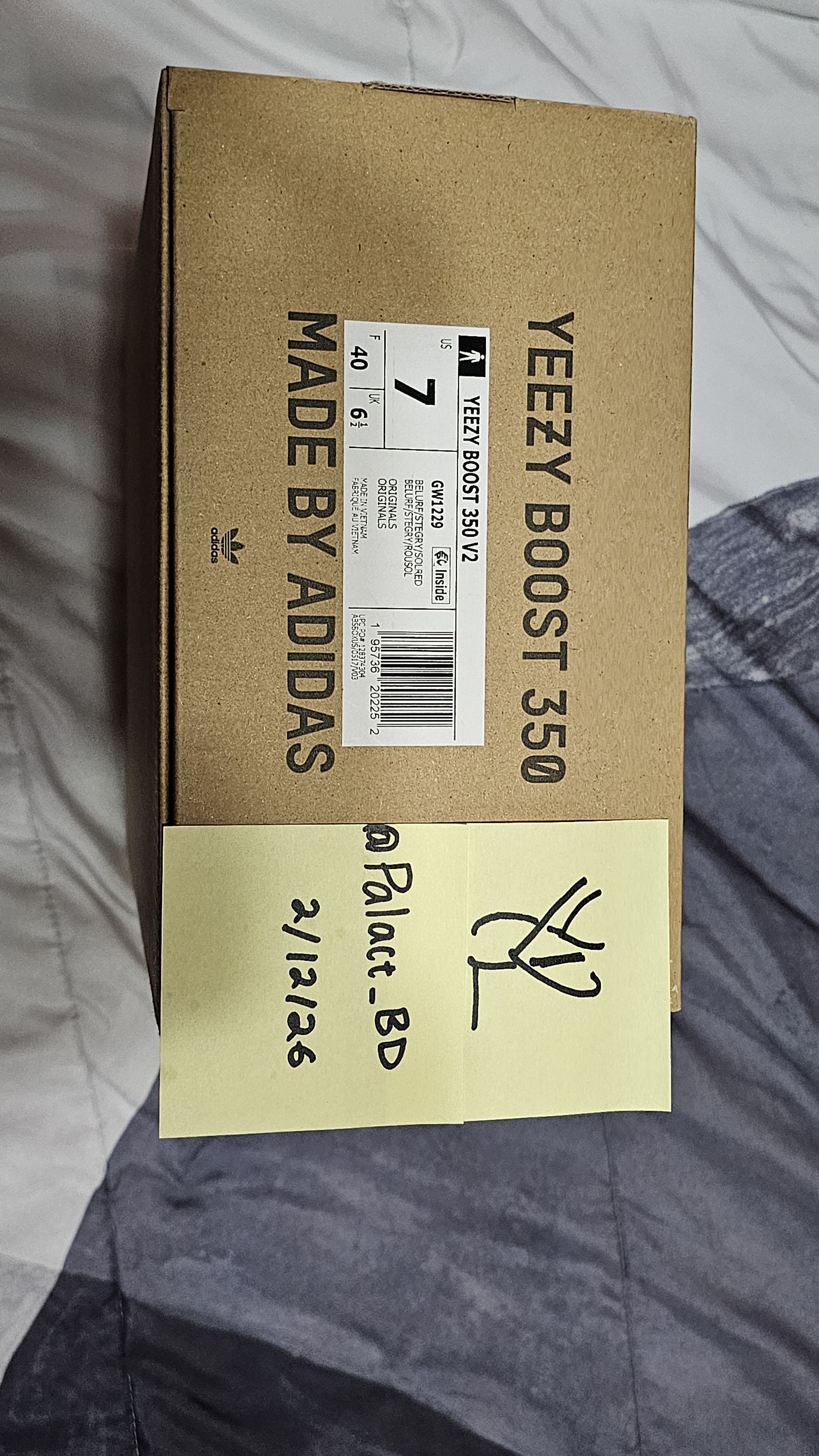 Yeezy Adidas Yeezy Boost 350 V2 “Beluga Reflective” Size US 7 / EU 40 - 6 Thumbnail