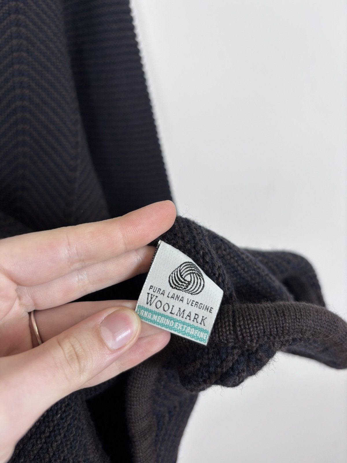 Gianfranco Ferre Vintage Gianfranco Ferre Forma Blue Brown Wool Sweater Size XL / US 12-14 / IT 48-50 - 7 Thumbnail