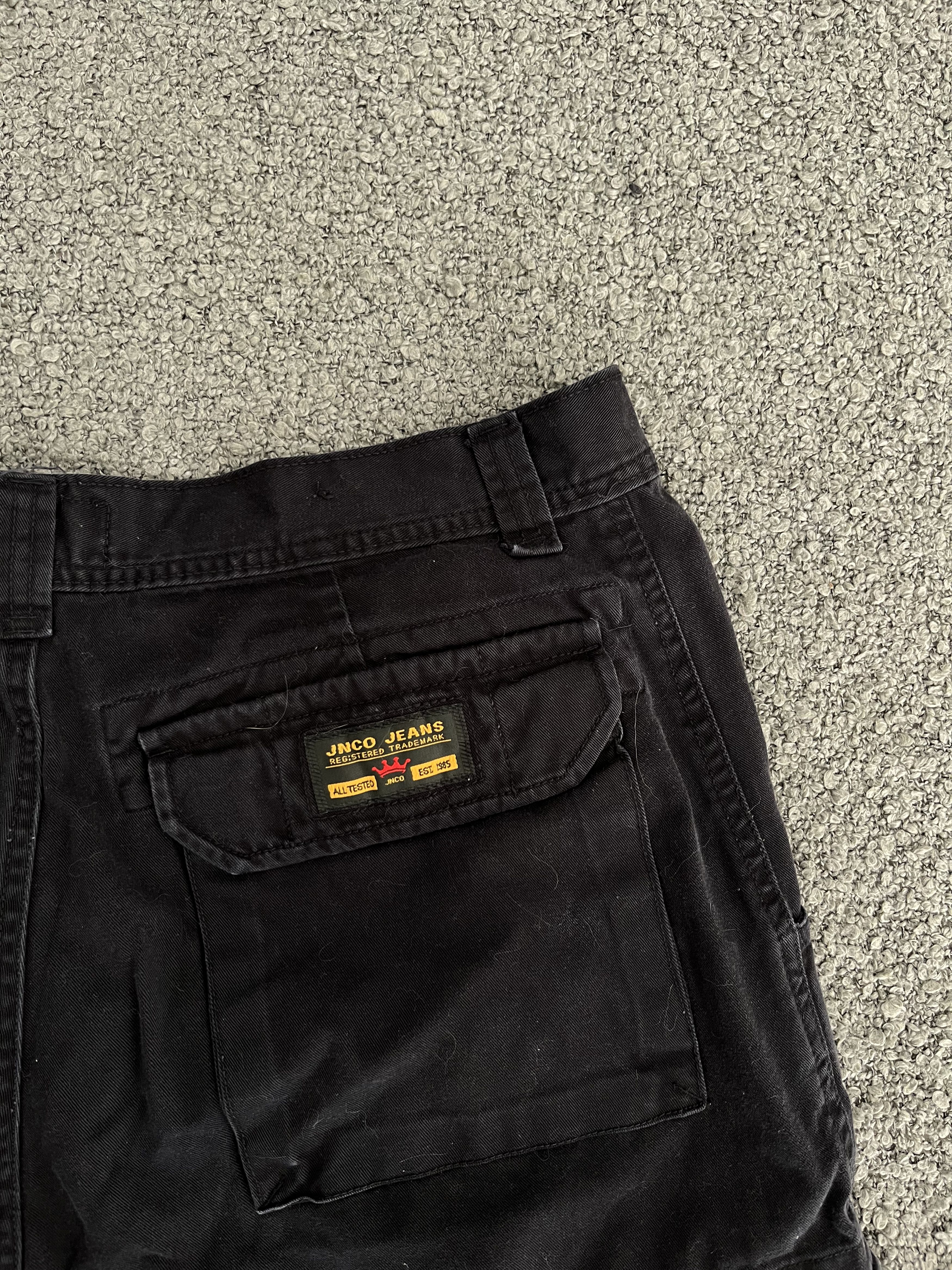 JNCO Vintage JNCO Black Dragon Cargo Shorts Y2K Size US 36 / EU 52 - 6 Thumbnail