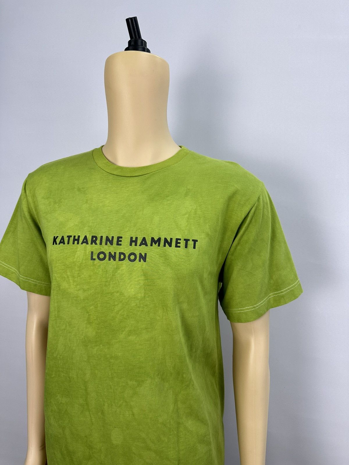 Designer × Katharine Hamnett London × Vintage Vintage Katharine Hamnet London Bleach Faded Tshirt A594 Size US L / EU 52-54 / 3 - 3 Thumbnail
