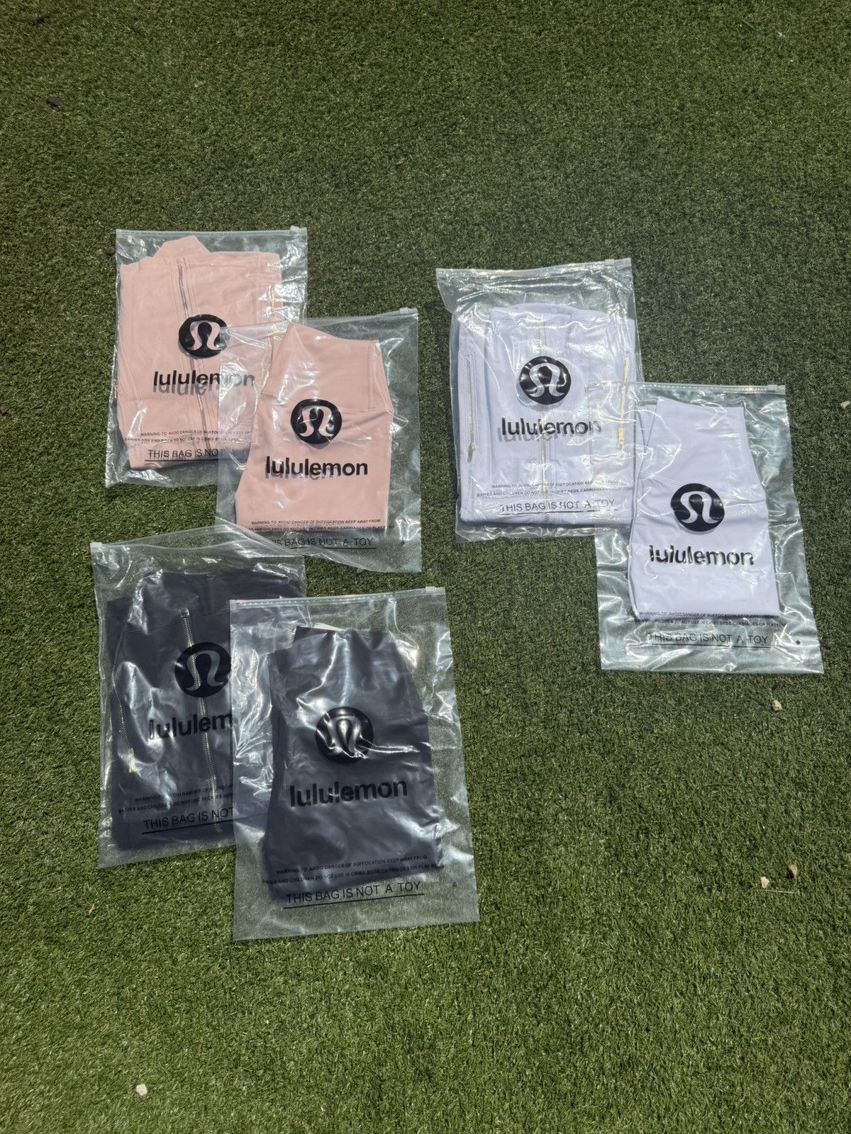 Lululemon Lululemon sets Size 32" / US 10 / IT 46 - 1 Thumbnail