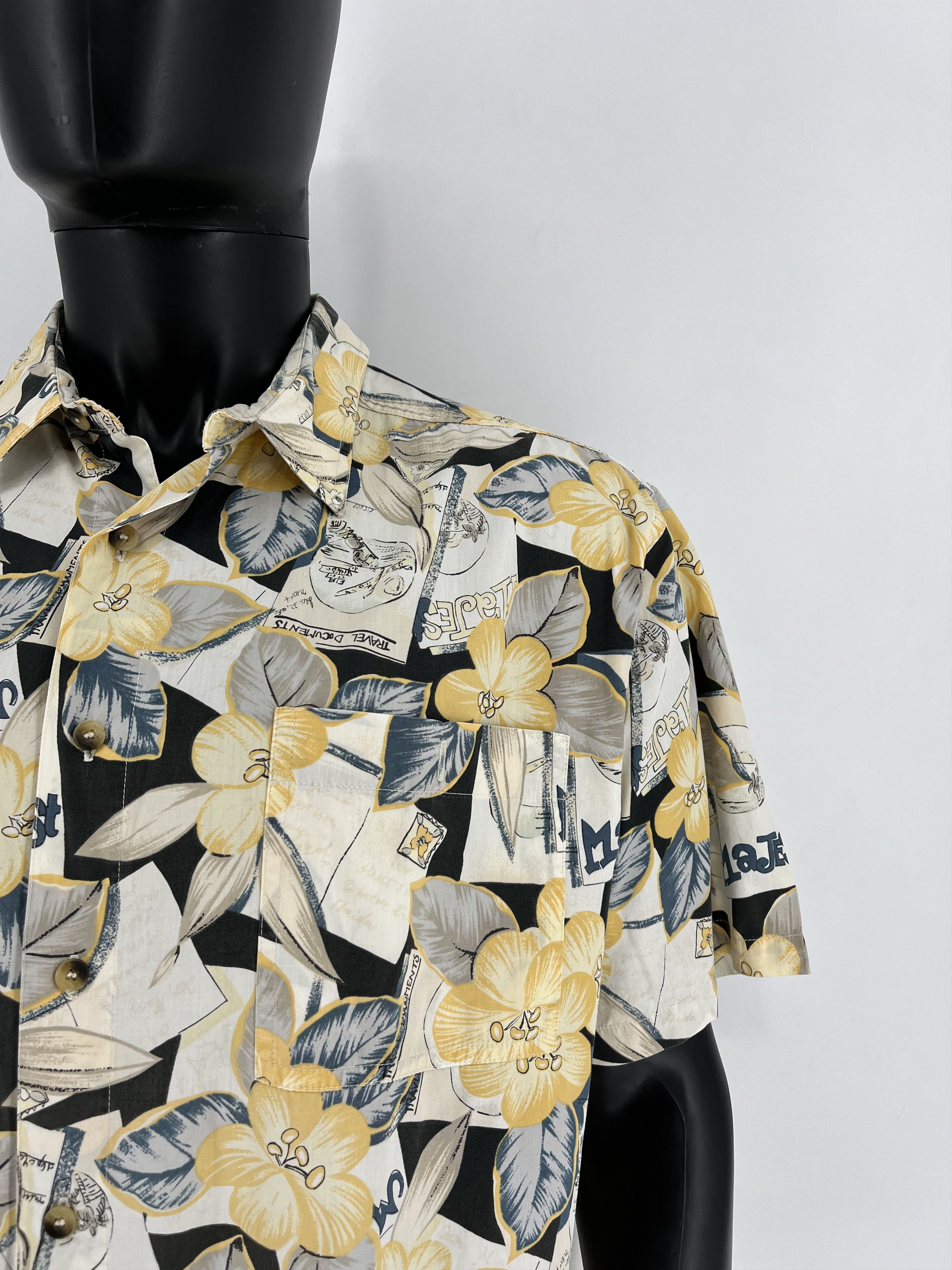 Vintage Vintage Art Streetwear Hawaiian Travis Scott style Size US L / EU 52-54 / 3 - 7 Thumbnail