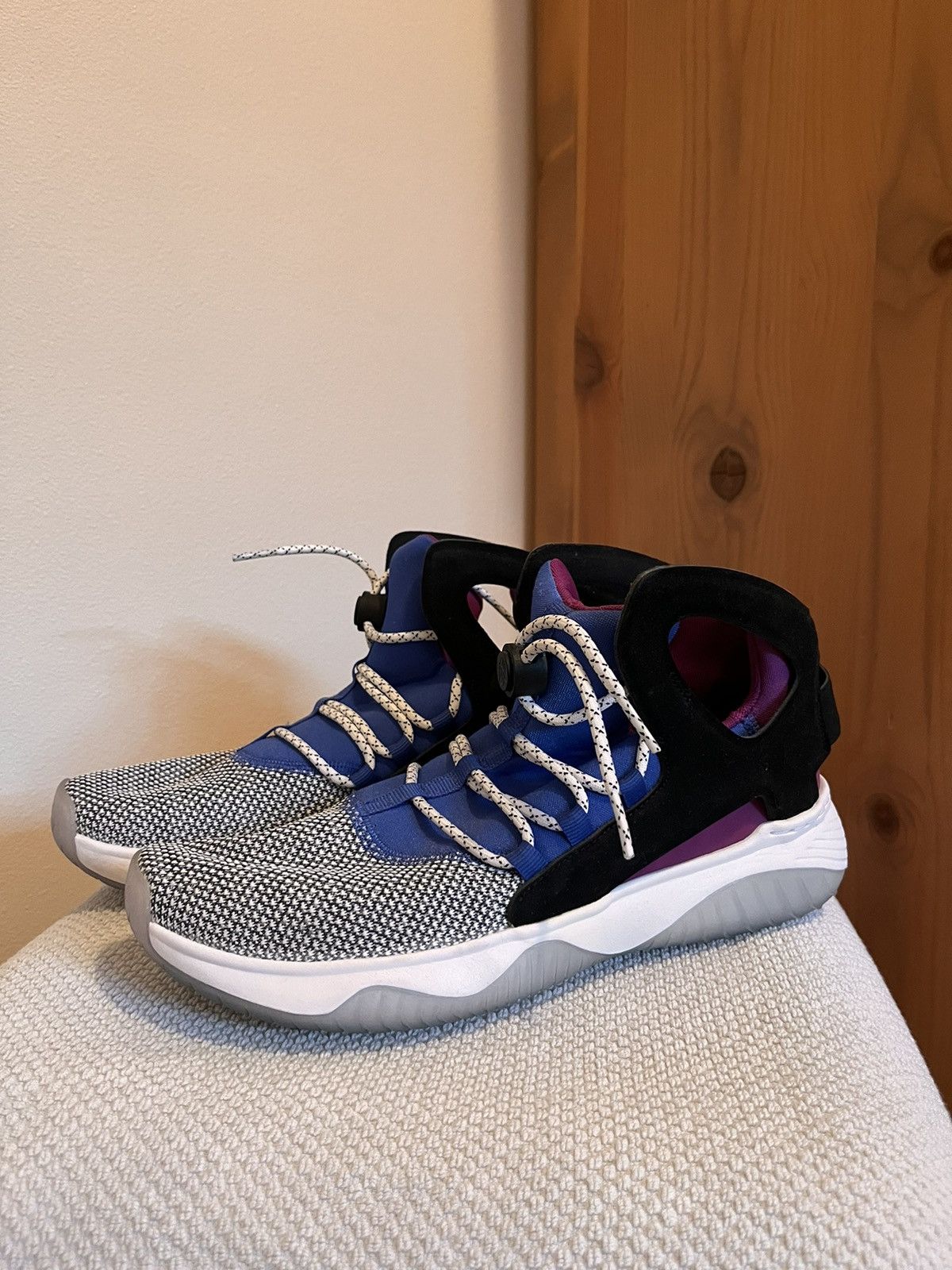 nike air flight huarache ultra 880856-100