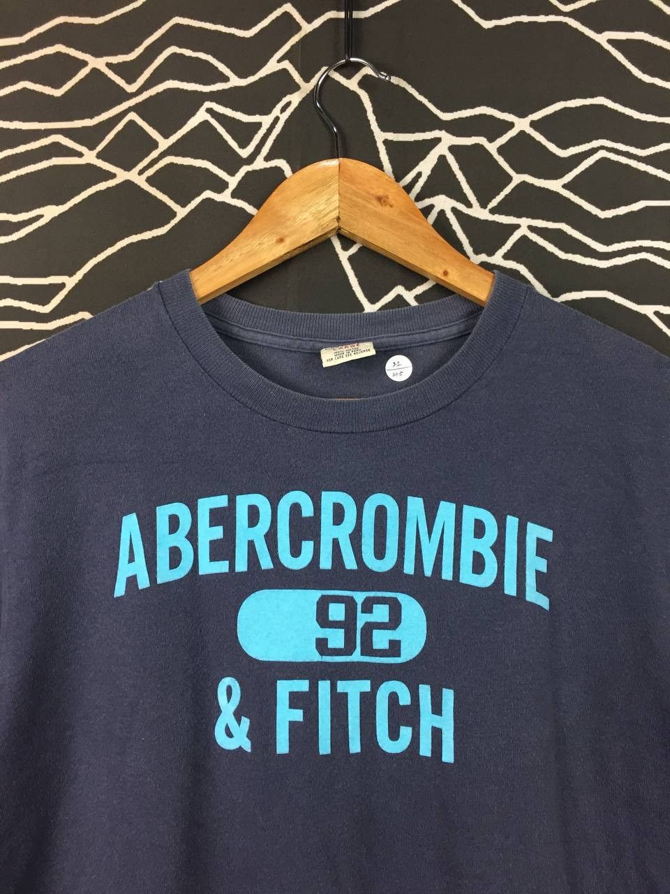Abercrombie & Fitch Vtg Y2K Abercrombie & Fitch Navy Blue Athletics Tee Size US L / EU 52-54 / 3 - 3 Thumbnail
