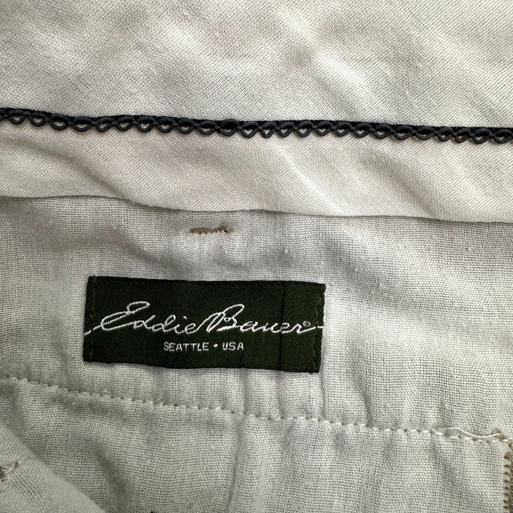 Eddie Bauer Eddie Bauer Pants Mens 36x32 Regular Brown Wrinkle Resistant Comfort Pockets Classic Outdoor Size US 36 / EU 52 - 7 Thumbnail