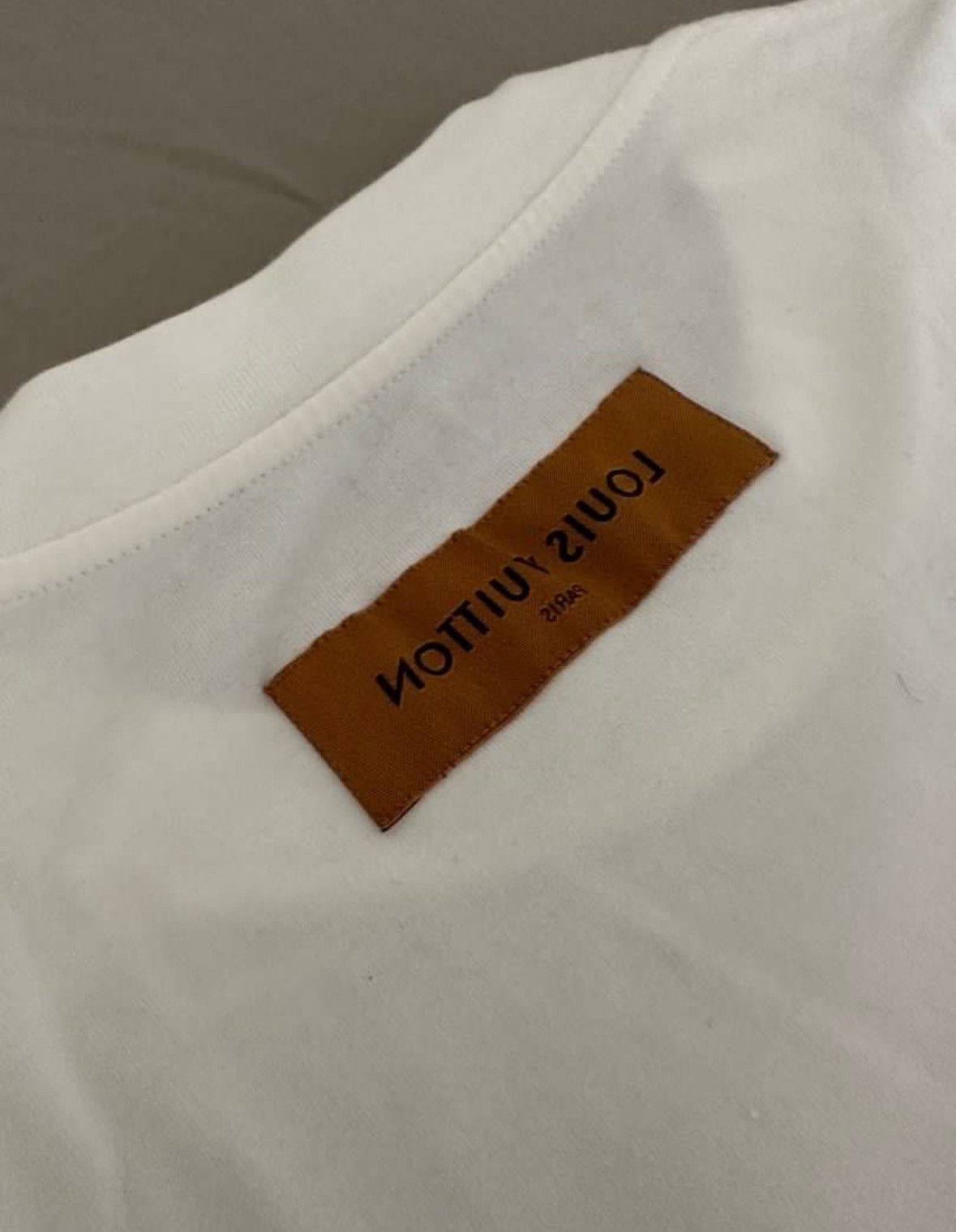 Louis Vuitton LV House Printed T-Shirt Size US L / EU 52-54 / 3 - 4 Thumbnail