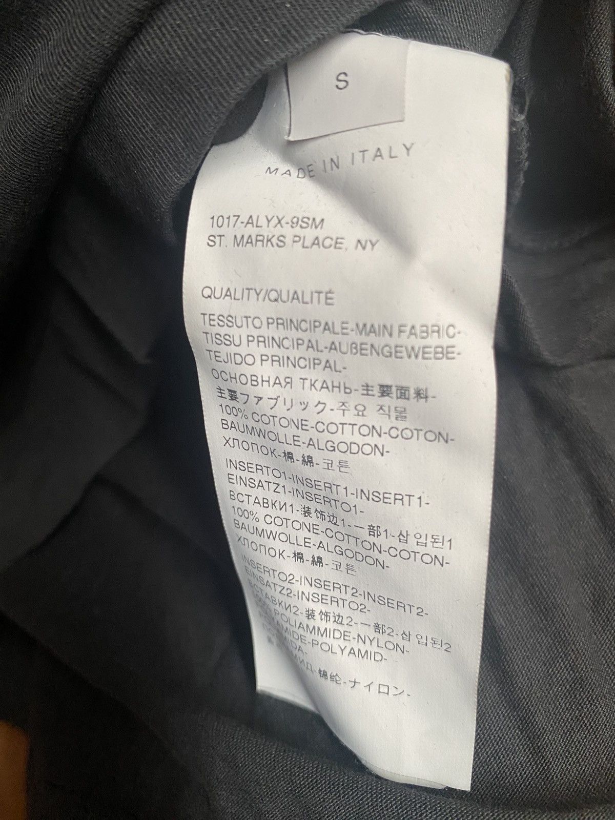 1017 ALYX 9SM 1017 ALYX 9SM Multi Pocket Made in Italy Size US S / EU 44-46 / 1 - 6 Thumbnail