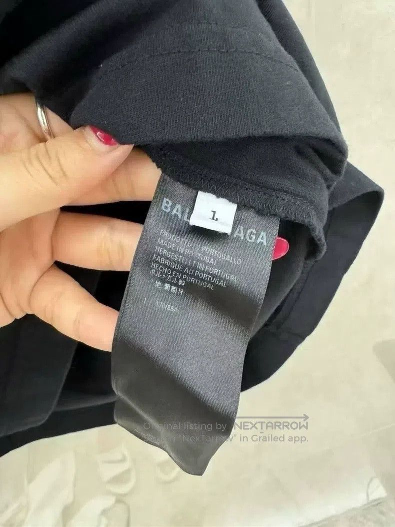 Balenciaga Balenciaga Back Letter Short Sleeve Size US S / EU 44-46 / 1 - 4 Thumbnail