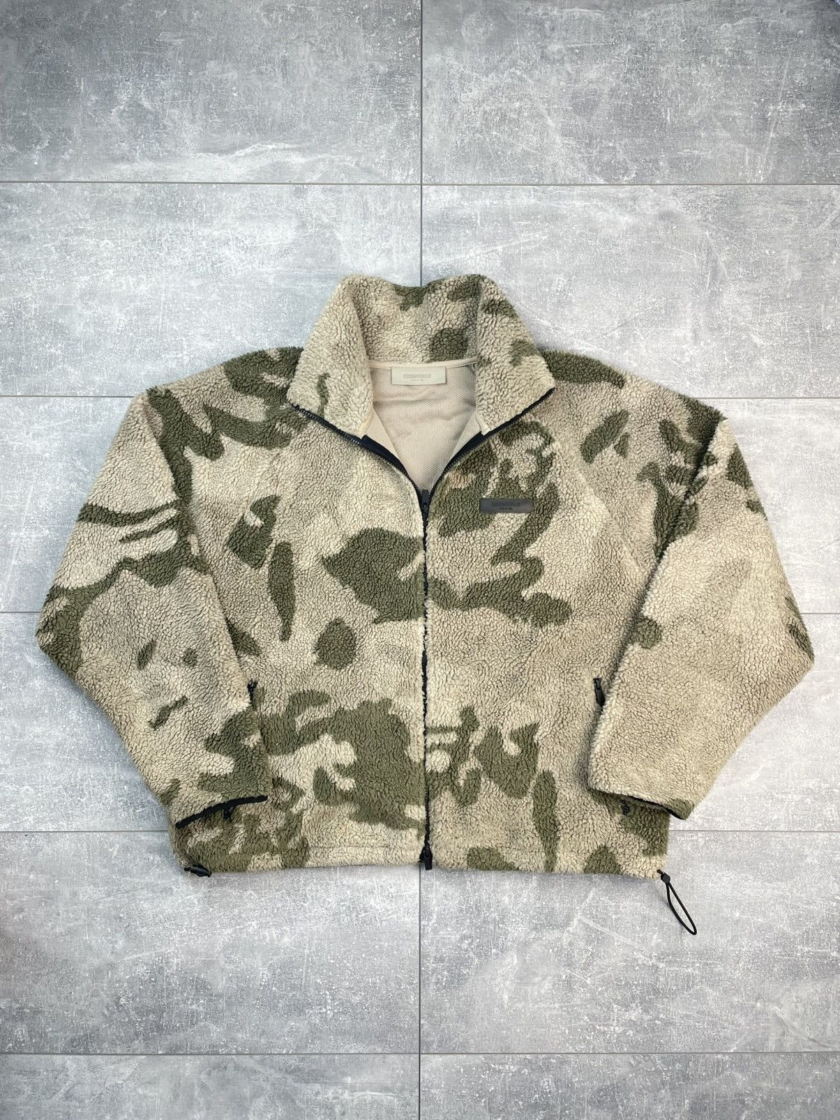 Essentials × Fear of God Fear of God Essentials Sherpa Fleece Jacket Size US M / EU 48-50 / 2 - 1 Thumbnail