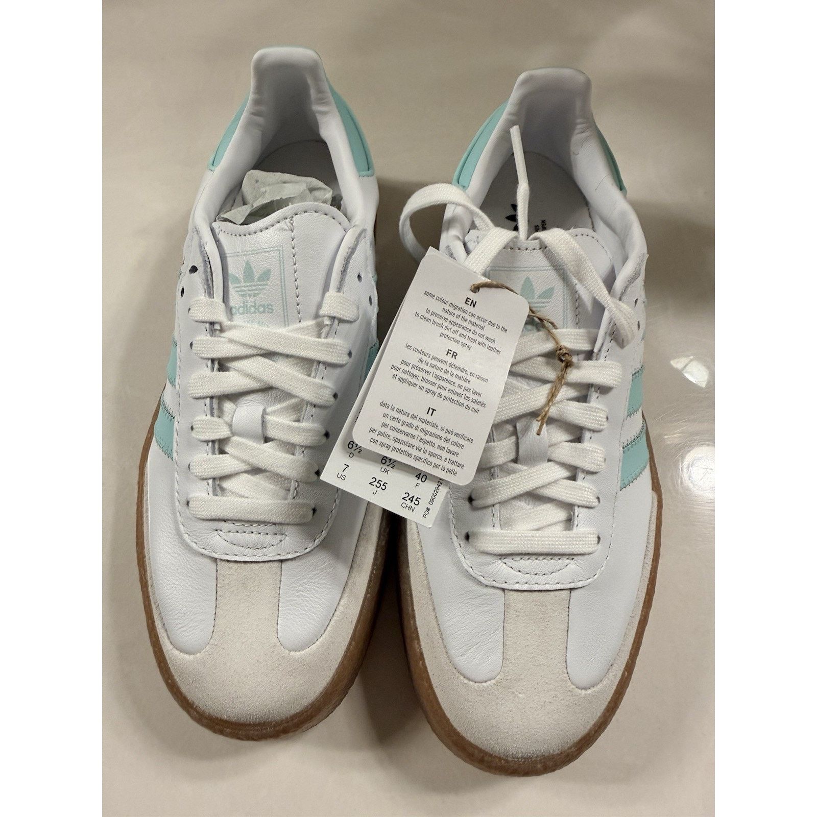 Adidas Adidas Sambae Women’s Size 7 White Aqua Gum Sole Shoes NWT Size US 7 / IT 37 - 4 Thumbnail