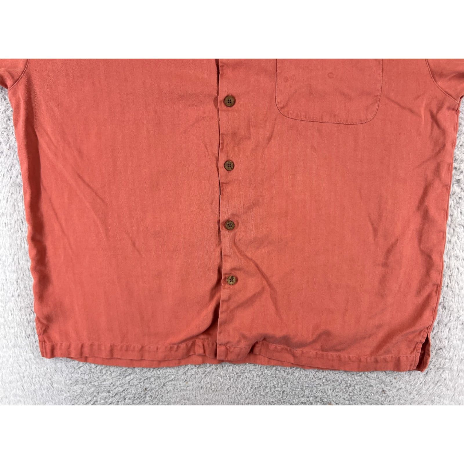 Tommy Bahama VINTAGE Tommy Bahama Shirt? Wait This is not vintage. We must start with Tommy Bahama Shirt Men XL Red Herringbone Silk Button-Up Hawaiian Size US XL / EU 56 / 4 - 7 Thumbnail