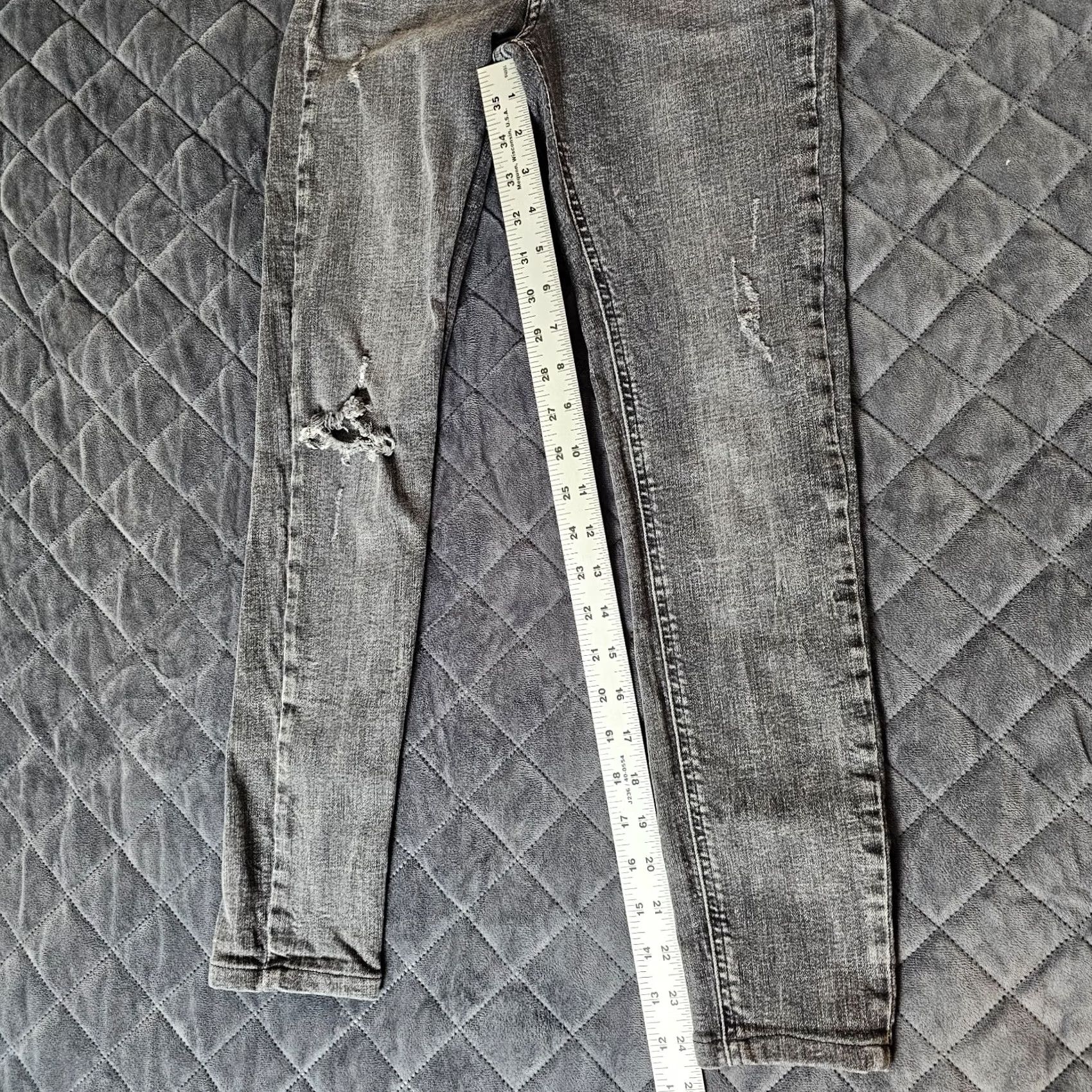 Zara Zara Trafaluc Denimwear Black Skinny Jeans Size 4 Womens Mid Rise Stretch Denim Skinny Jeans Distressed Off? (note: not allowed to add new info) Size 27" / US 4 / IT 40 - 7 Thumbnail