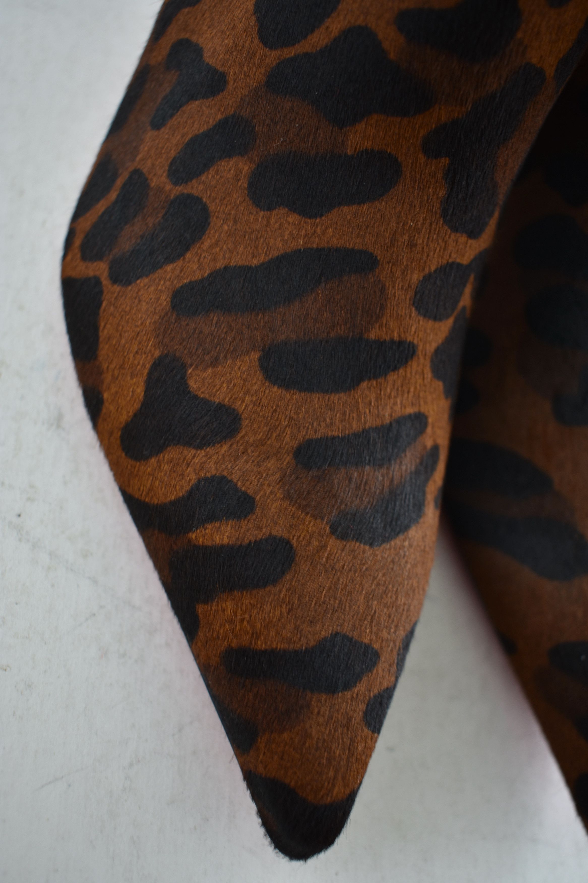 Christian Louboutin So Kate Booty 55 Black Leopard Pony Short Ankle Bootie 40.5 Size US 10.5 / IT 40.5 - 7 Thumbnail
