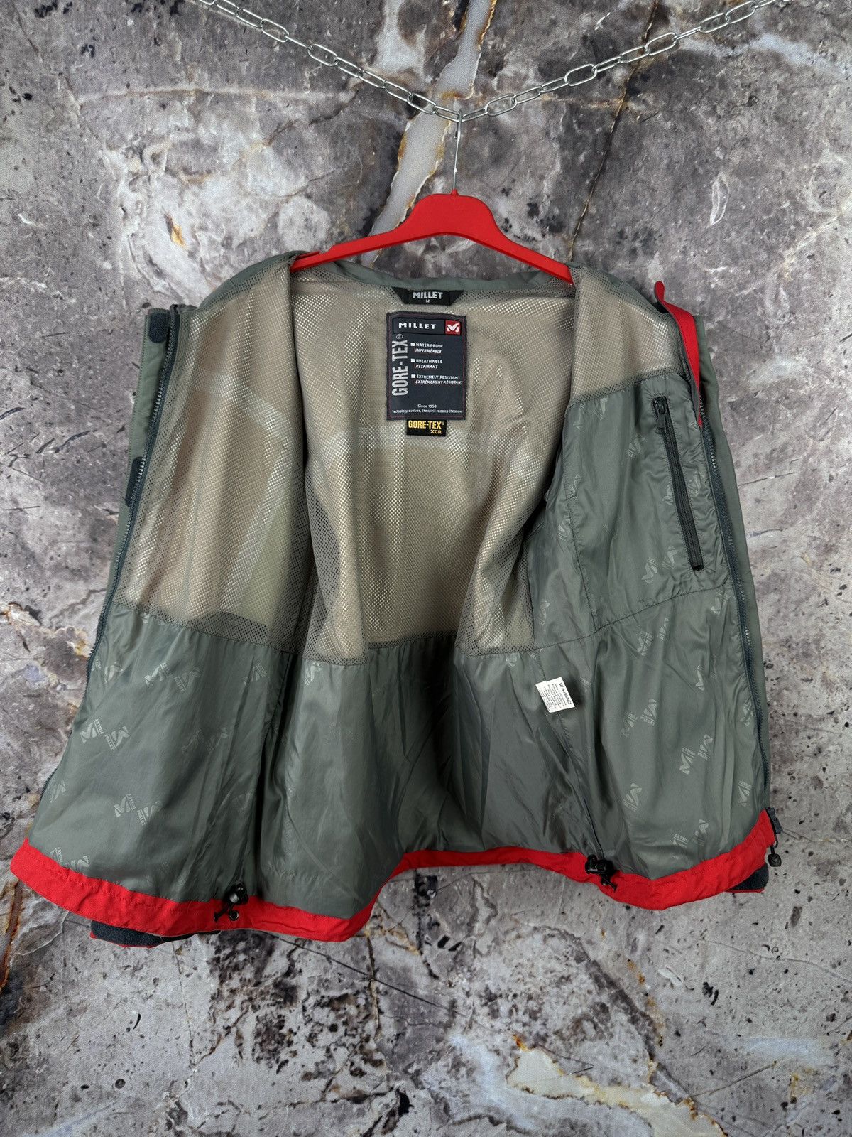 Other Women’s Millet Jacket Gore-Tex Outdoor Hiking Climbing Size M / US 6-8 / IT 42-44 - 10 Thumbnail