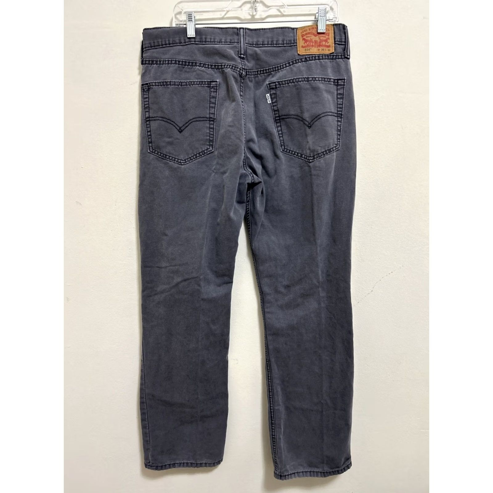 Levi's Levi's Jeans 514 Mens 36x32 Gray Denim 5-Pocket Straight Fit Regular Waist Inseam 32 Theme Outdoor Vintage No Black Label? Size US 36 / EU 52 - 5 Thumbnail