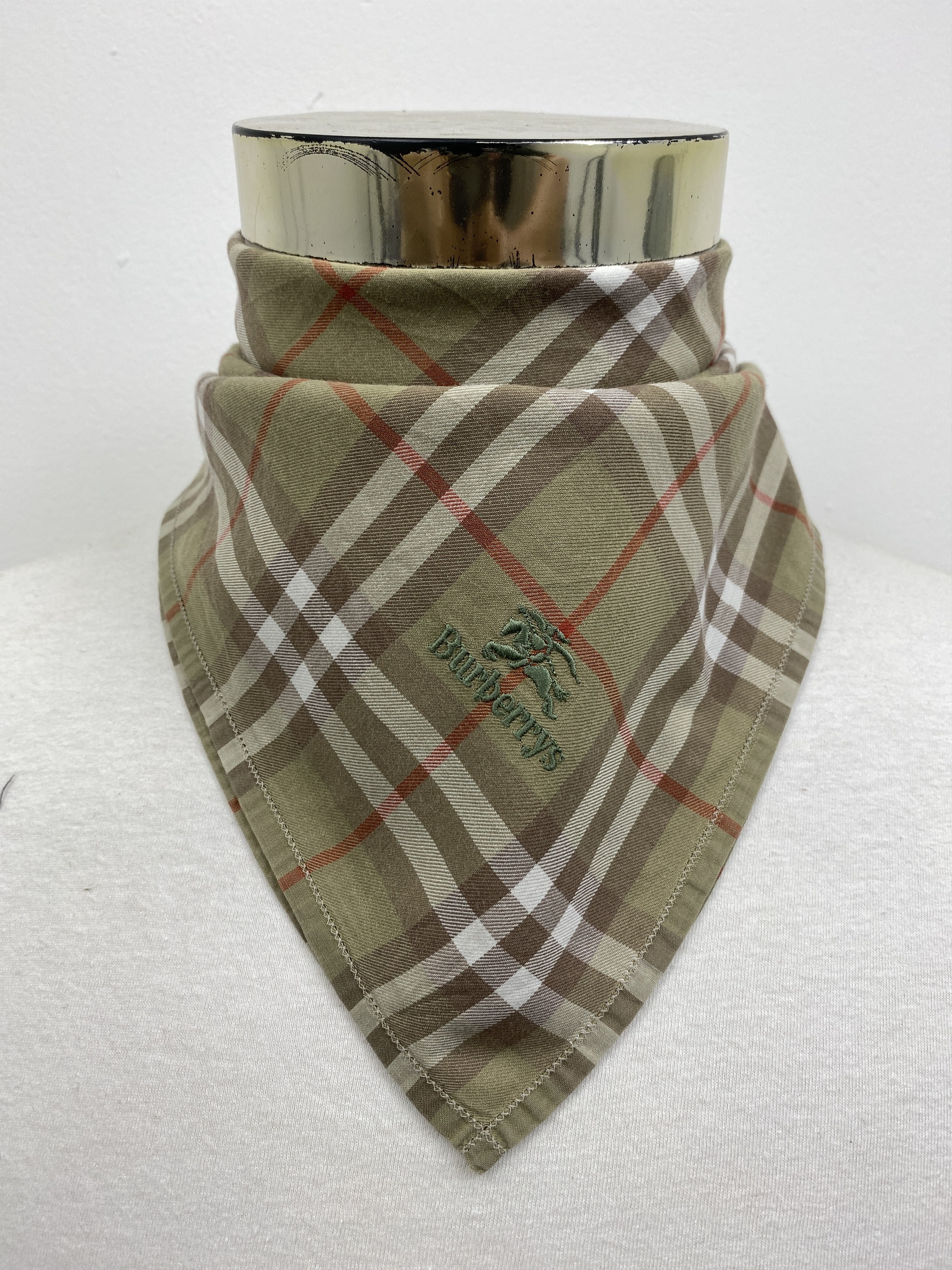 Burberry × Vintage Burberrys Handkerchief / Bandana / Neckerchief HKC0292 Size ONE SIZE - 1 Thumbnail