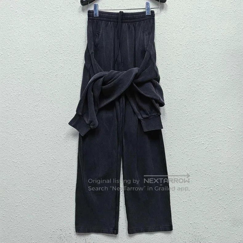 Balenciaga Balenciaga size XS Mock Two-Piece Sweater Casual Washed Sw Size US 27 - 1 Thumbnail
