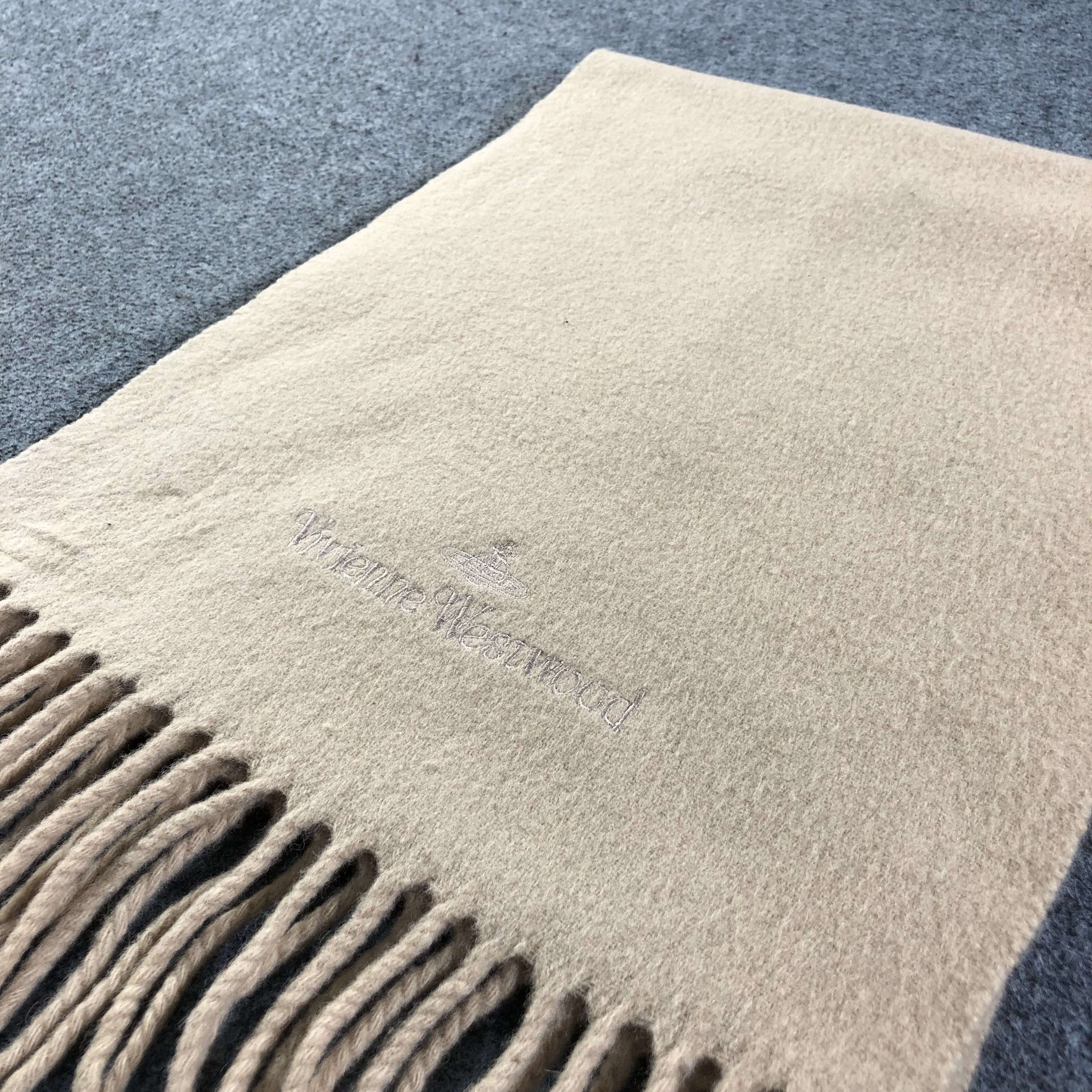 Vivienne Westwood Vivienne Westwood Plain Wool Scarf Muffler V1292 Size ONE SIZE - 3 Thumbnail