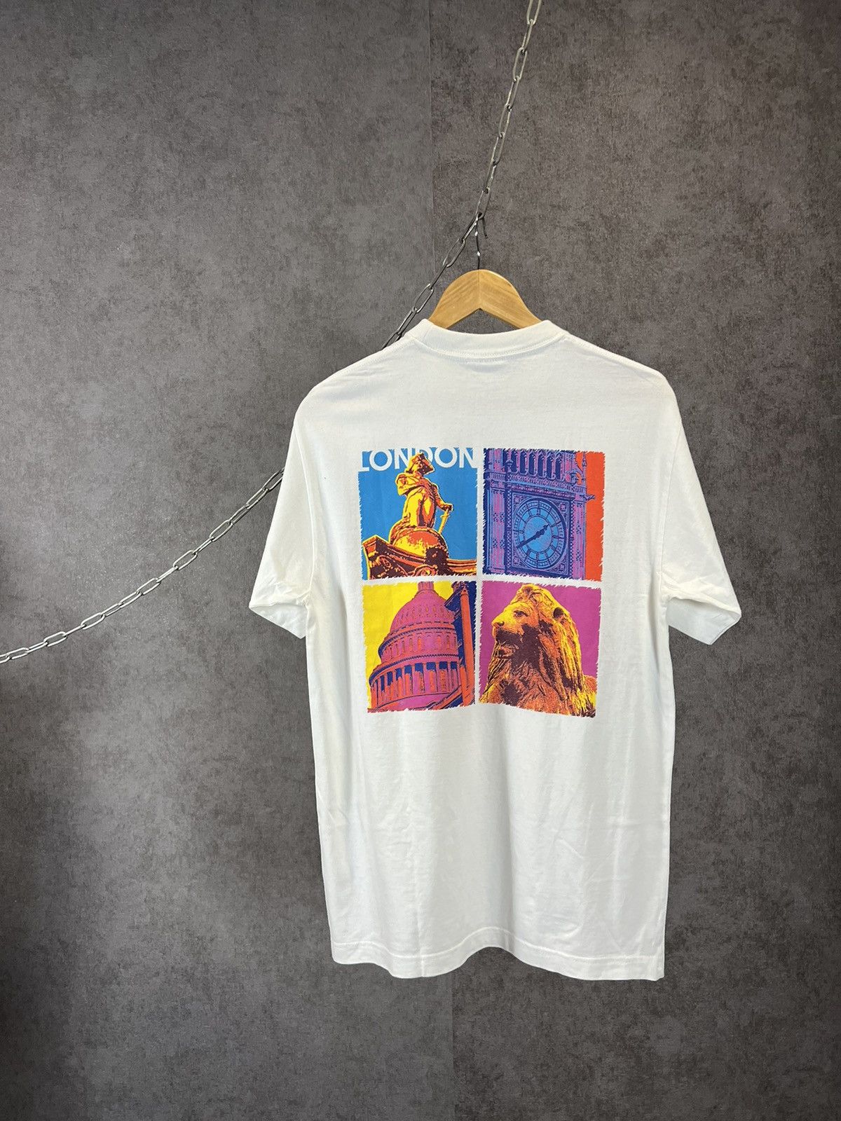 Hard Rock Cafe Hard Rock Cafe London vintage tee Size US S / EU 44-46 / 1 - 1 Thumbnail