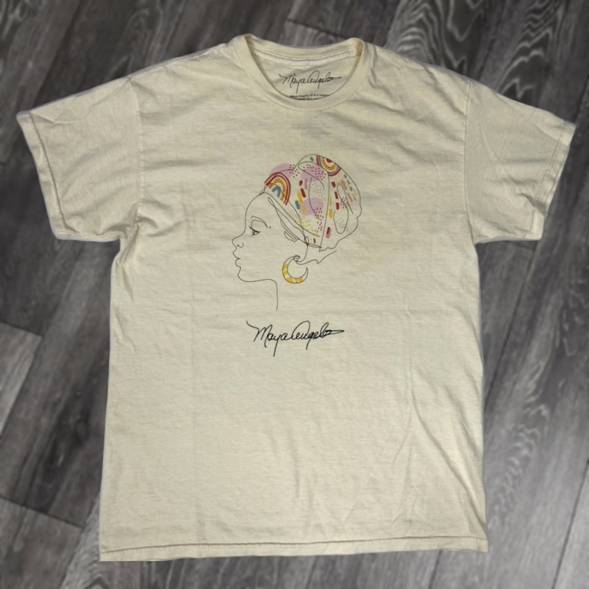 Vintage VINTAGE Maya Angelou Graphic T-shirt Women Medium Yellow Short Sleeve Size M / US 6-8 / IT 42-44 - 1 Thumbnail