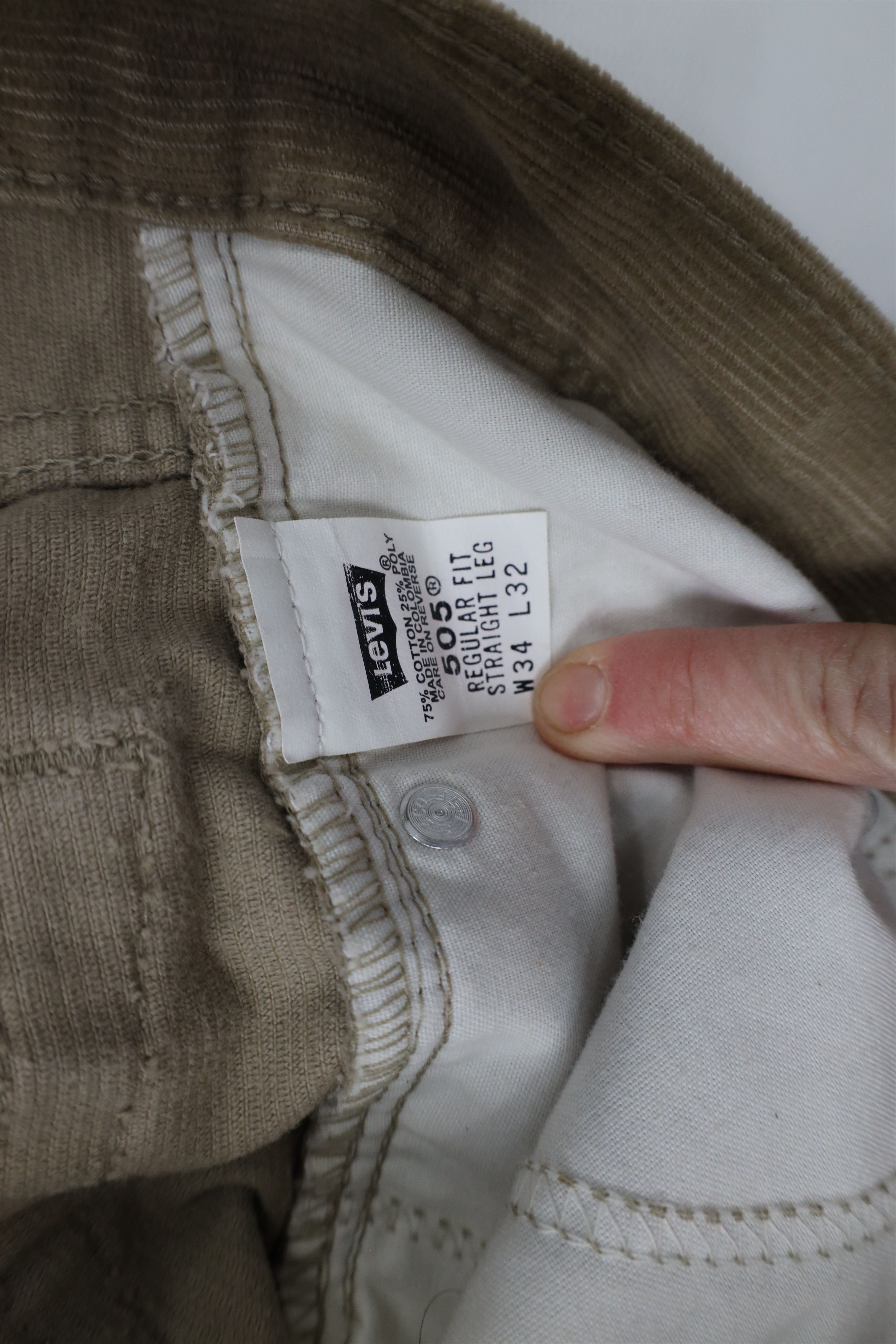 Levi's × Vintage Vintage Y2K 2000 Levis 505 Straight Leg Corduroy Pants Size US 34 / EU 50 - 7 Thumbnail