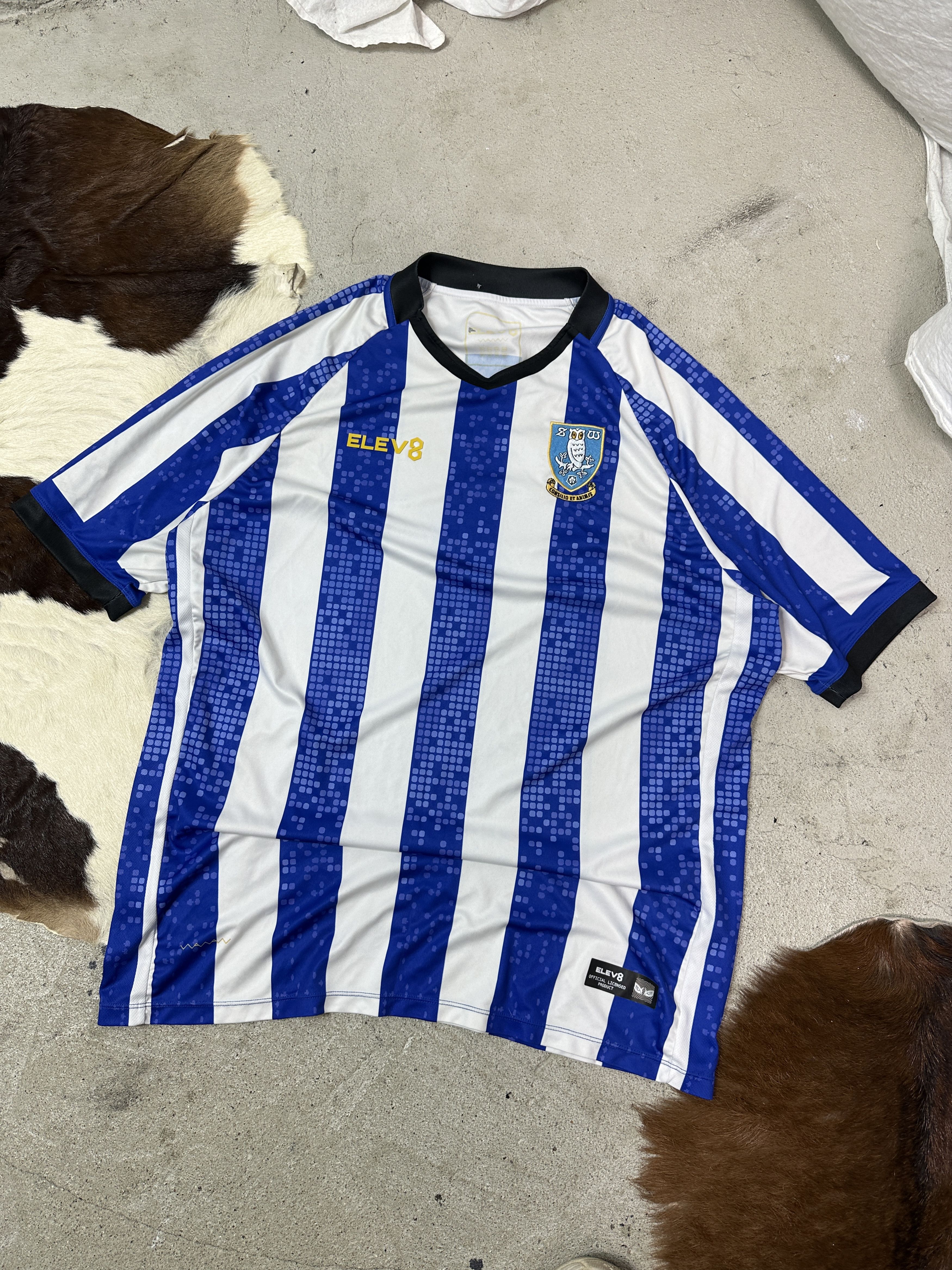 Vintage Vintage Sporty Sheffield Wednesday 19/20 Home Jersey Y2K Size US XL / EU 56 / 4 - 1 Thumbnail