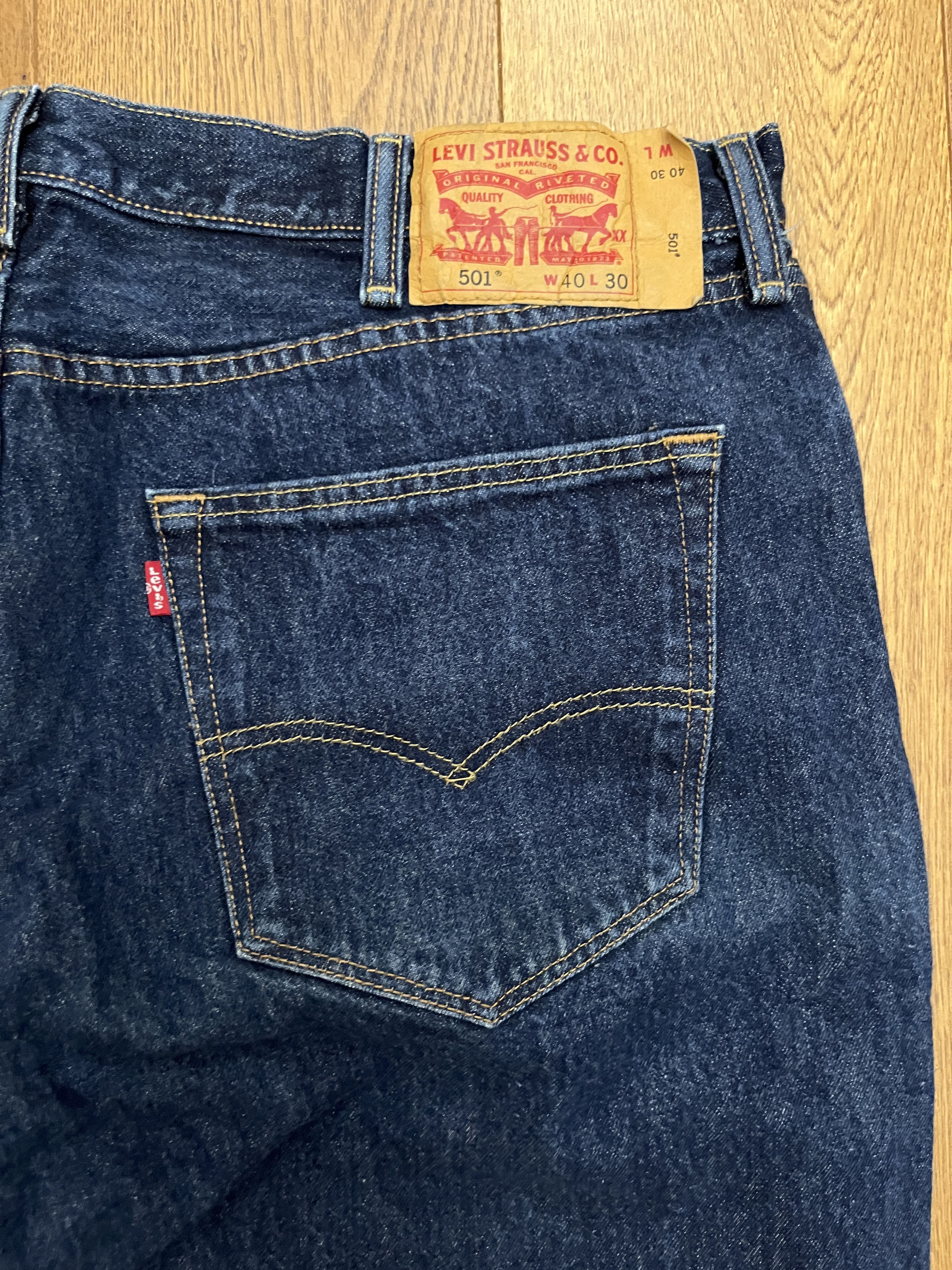 Levi's Vintage Clothing Mint 1996 Levi’s 501 Made in USA Button Fly Jeans 40x30 Size US 40 / EU 56 - 4 Thumbnail