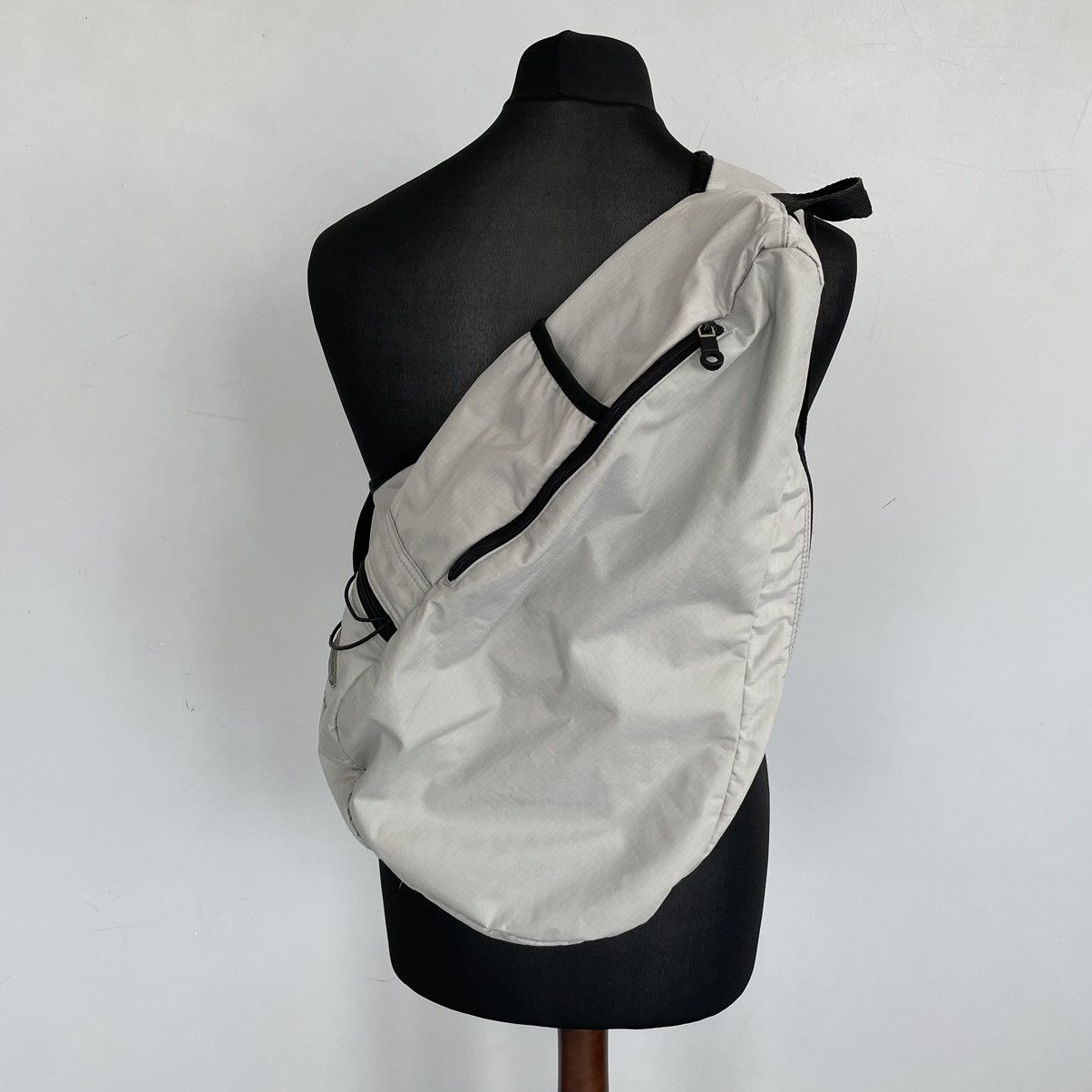 DKNY × Vintage Vintage slim bag DNKY white style y2k Size ONE SIZE - 1 Thumbnail