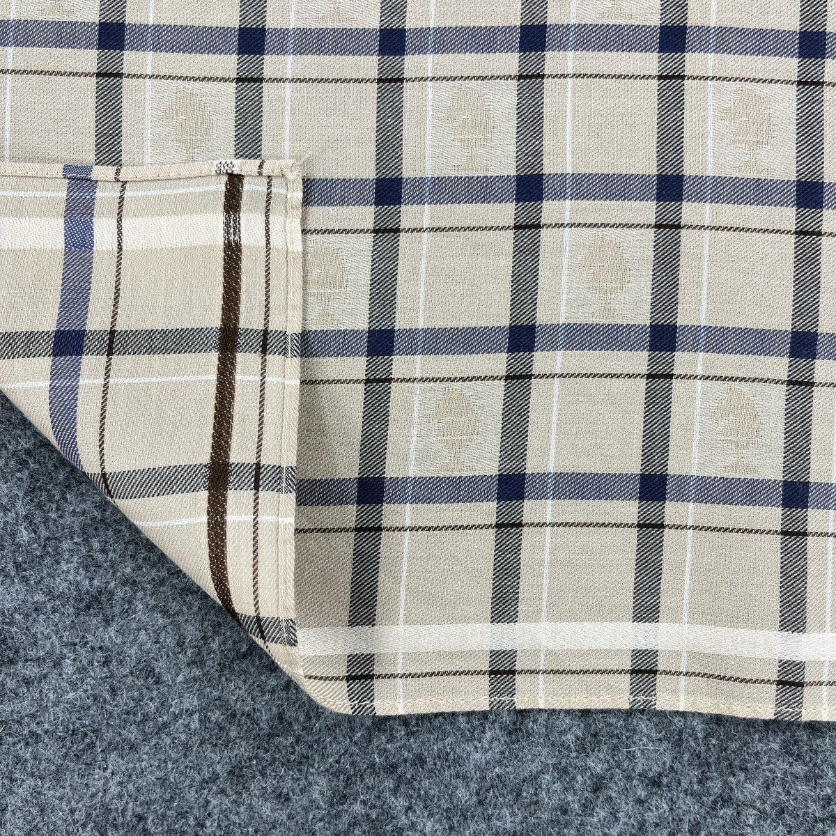 Pierre Balmain Pierre Balmain Handkerchief / Bandana / Neckerchief B717 Size ONE SIZE - 3 Thumbnail