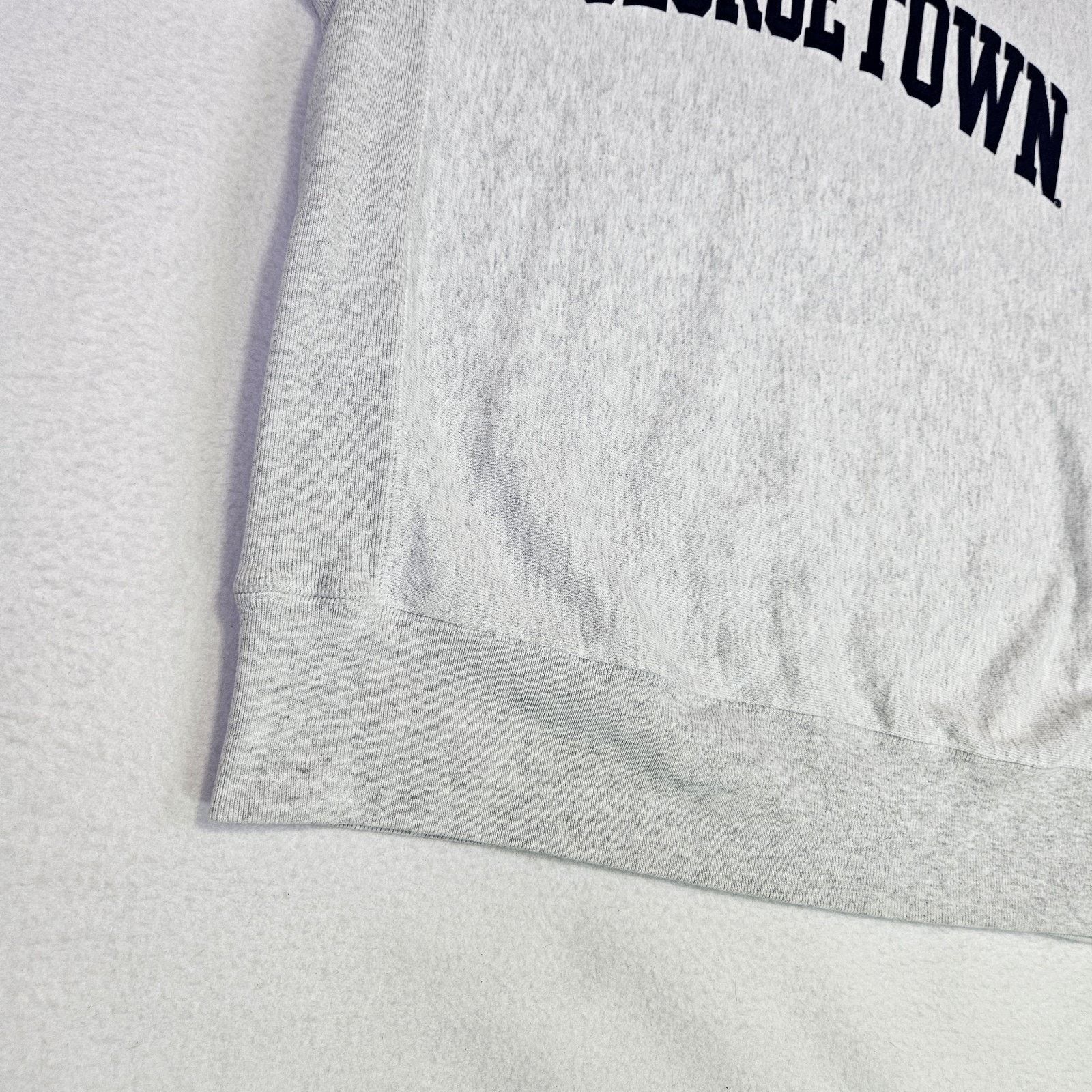 Champion VTG Champion Reverse Weave Crewneck Georgetown Sweatshirt Size US M / EU 48-50 / 2 - 6 Thumbnail