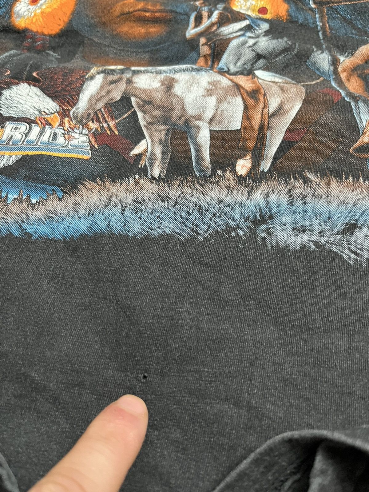 Iron Maiden Vintage Iron Maiden "Live To Ride" T-Shirt Native Print XL Size US XL / EU 56 / 4 - 4 Thumbnail