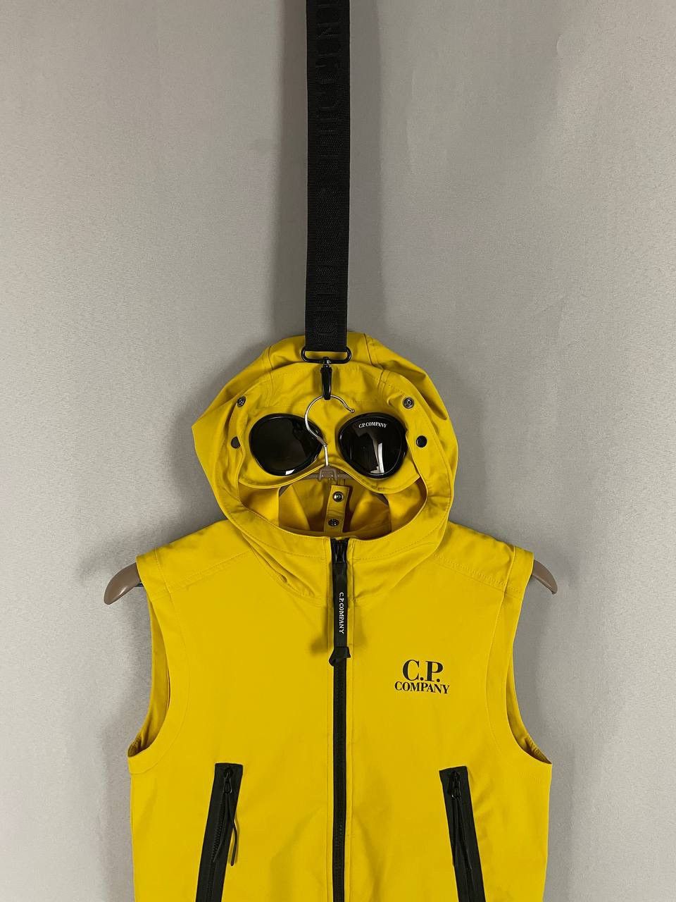 C.P. Company C.P. Company Vest Yellow Jacket Shell-R Soft Shell Size US XS / EU 42 / 0 - 2 Thumbnail