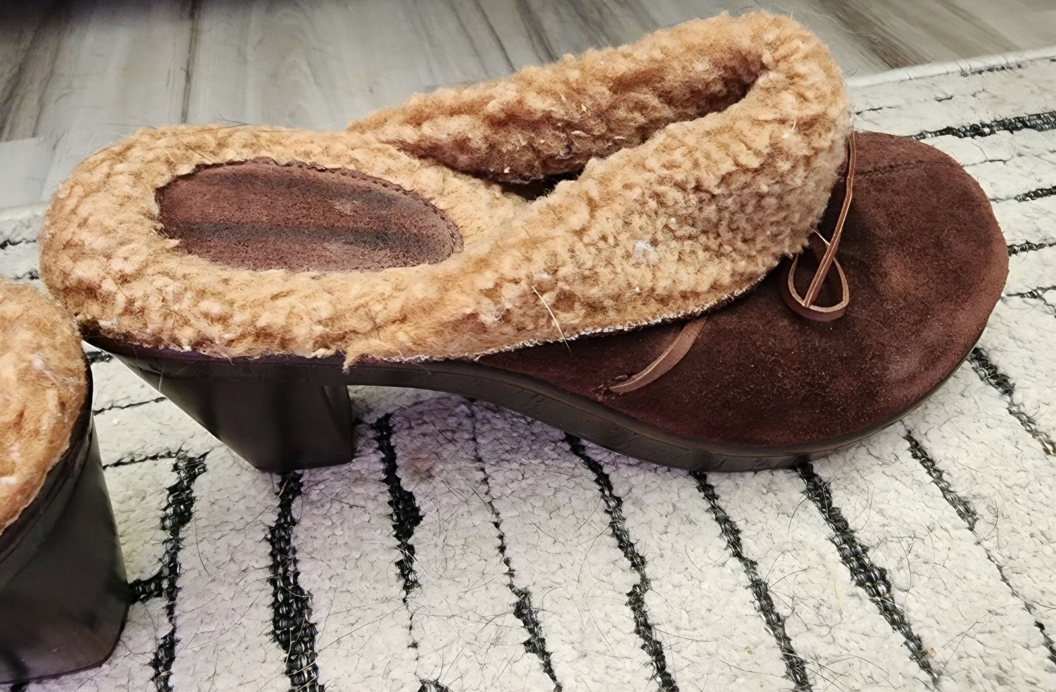 Ugg Earth Spirit Bella Brown Bow Clog Fur Leather Shoes 8.5 2.5" Size US 8.5 / IT 38.5 - 4 Thumbnail