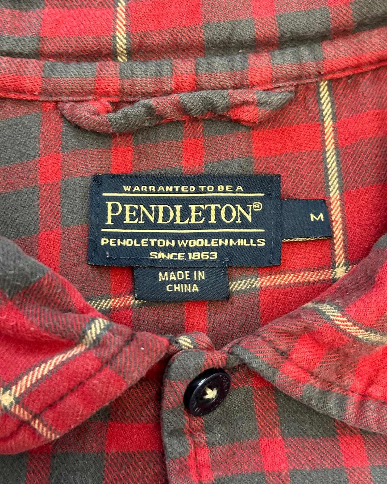 Pendleton Vintage Pendleton Faded Red Plaid Flannel Shirt Size Medium Size US M / EU 48-50 / 2 - 7 Thumbnail