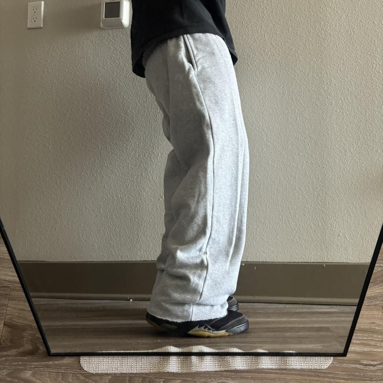 Vintage Crazy Vintage Y2K/2000s Grey Skater Essential Sweatpants! Fits M Size US 32 / EU 48 - 2 Thumbnail